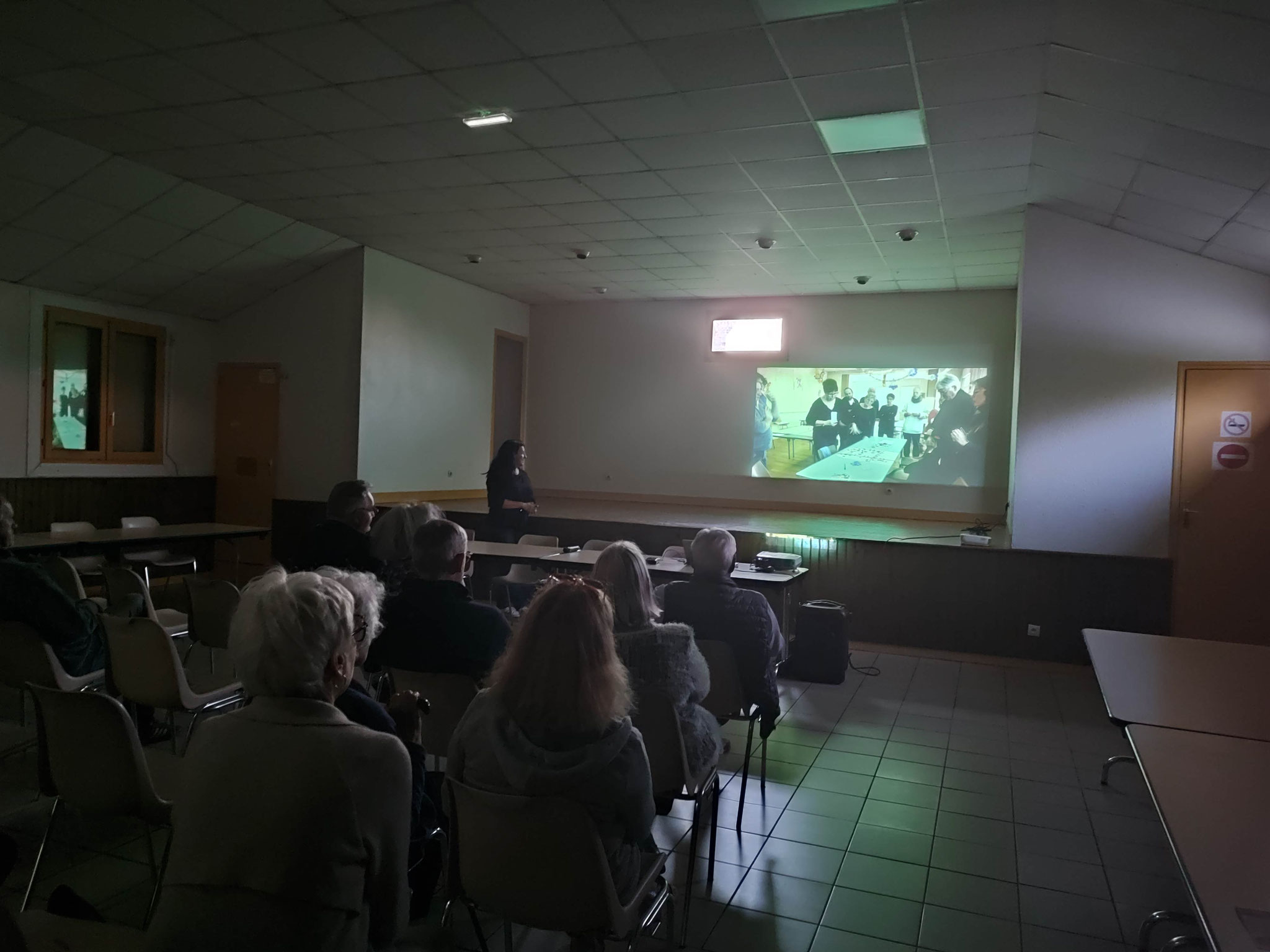 Projection par le CAUE 87