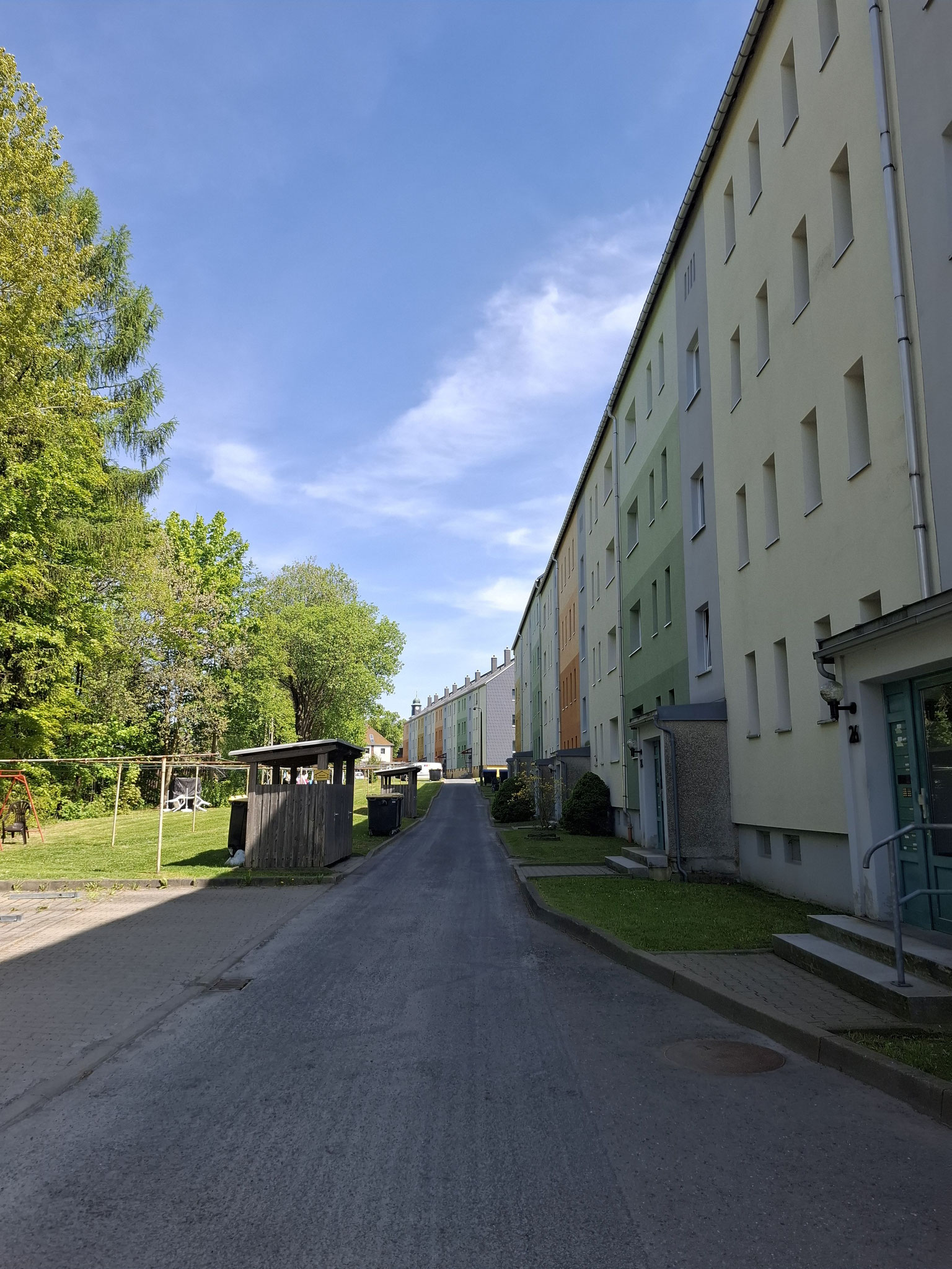 Hausansicht Wohngebäude im Wohngebiet Zöblitz