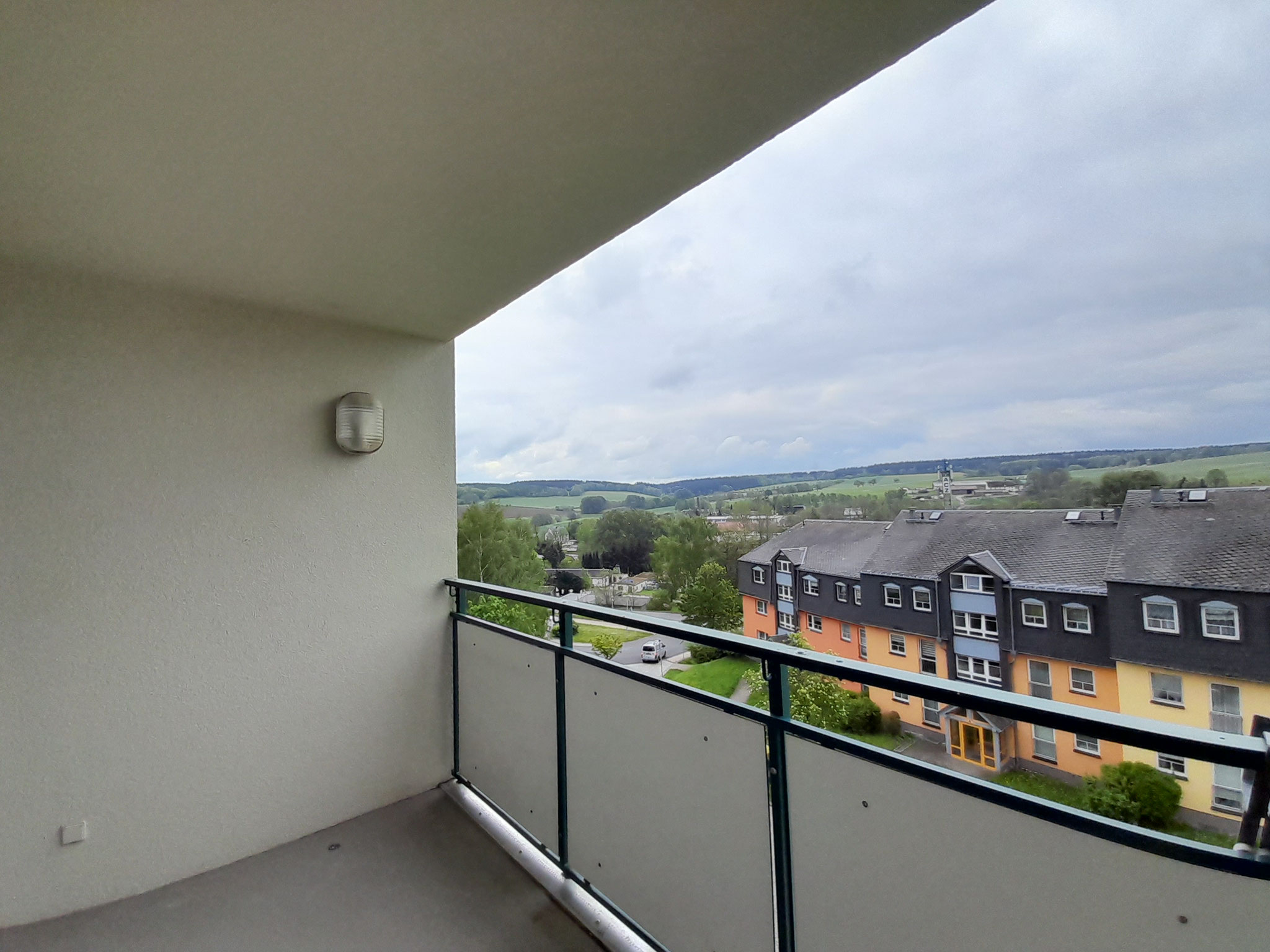 Hausansicht Wohngebäude im Wohngebiet Rudolf-Mauersberger-Straße