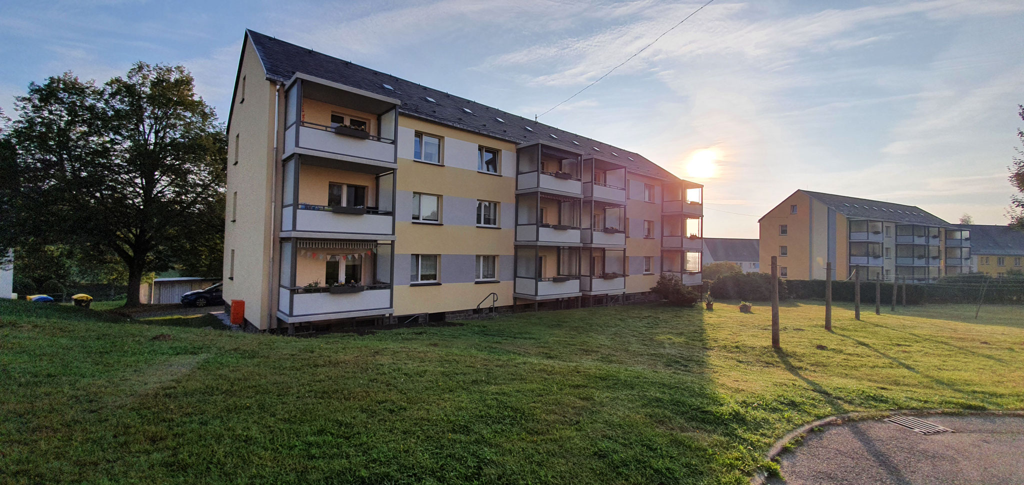 Hausansicht Wohngebäude im Wohngebiet Hans-Beimler-Ring