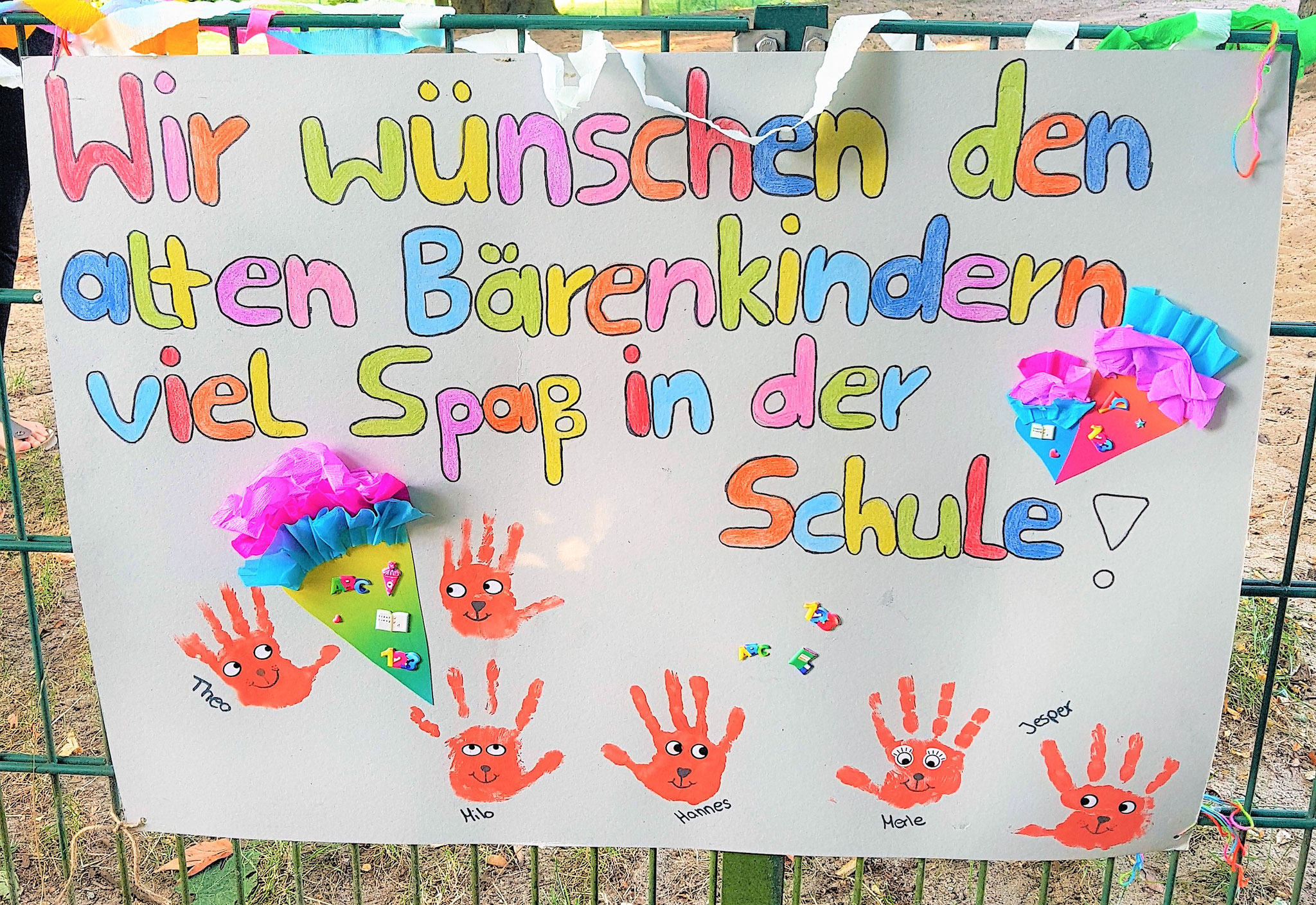 Kindergarten begleitet seine Zugvögel am Einschultag - Schenefeld