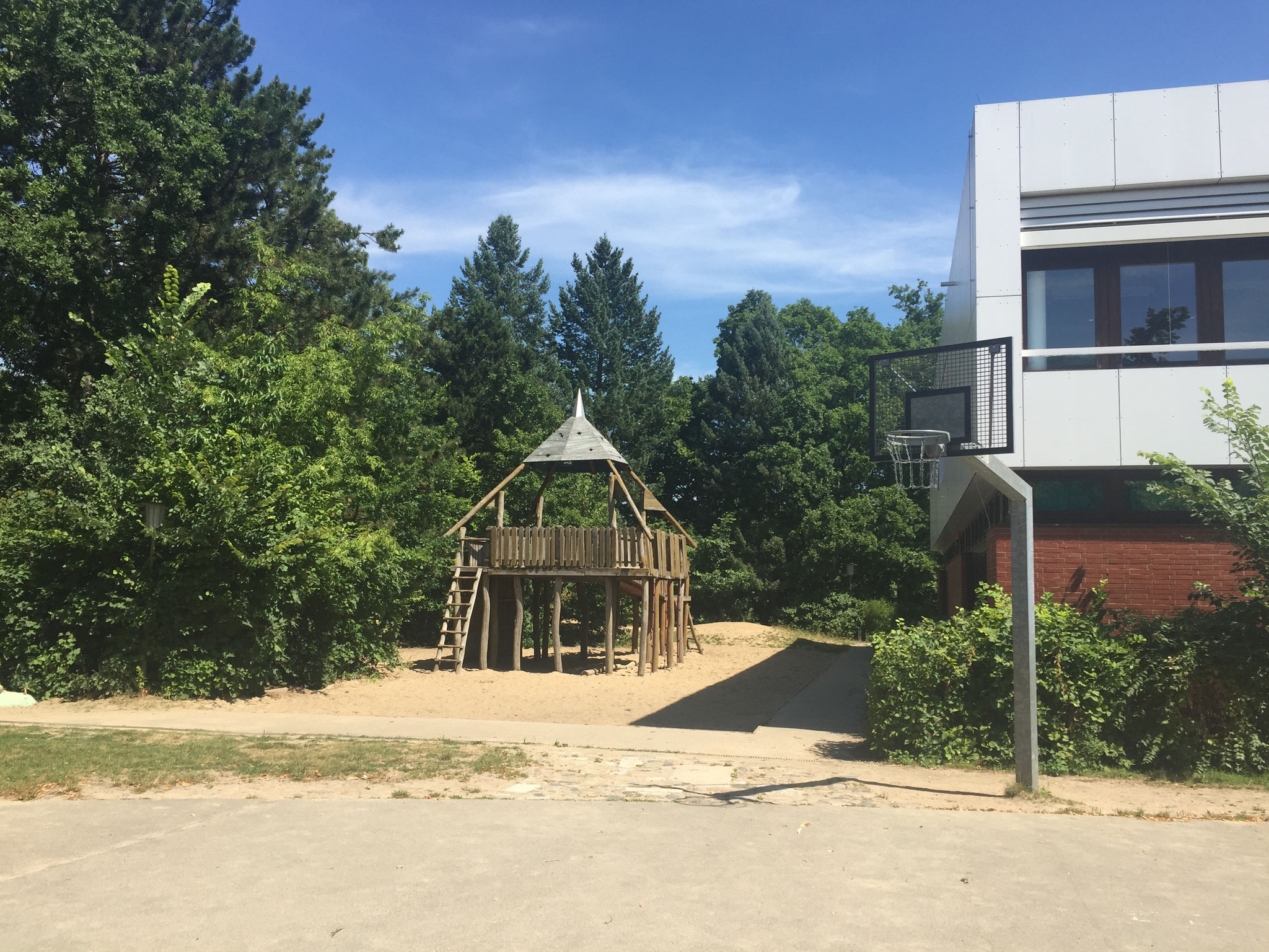 Unser Basketballplatz.