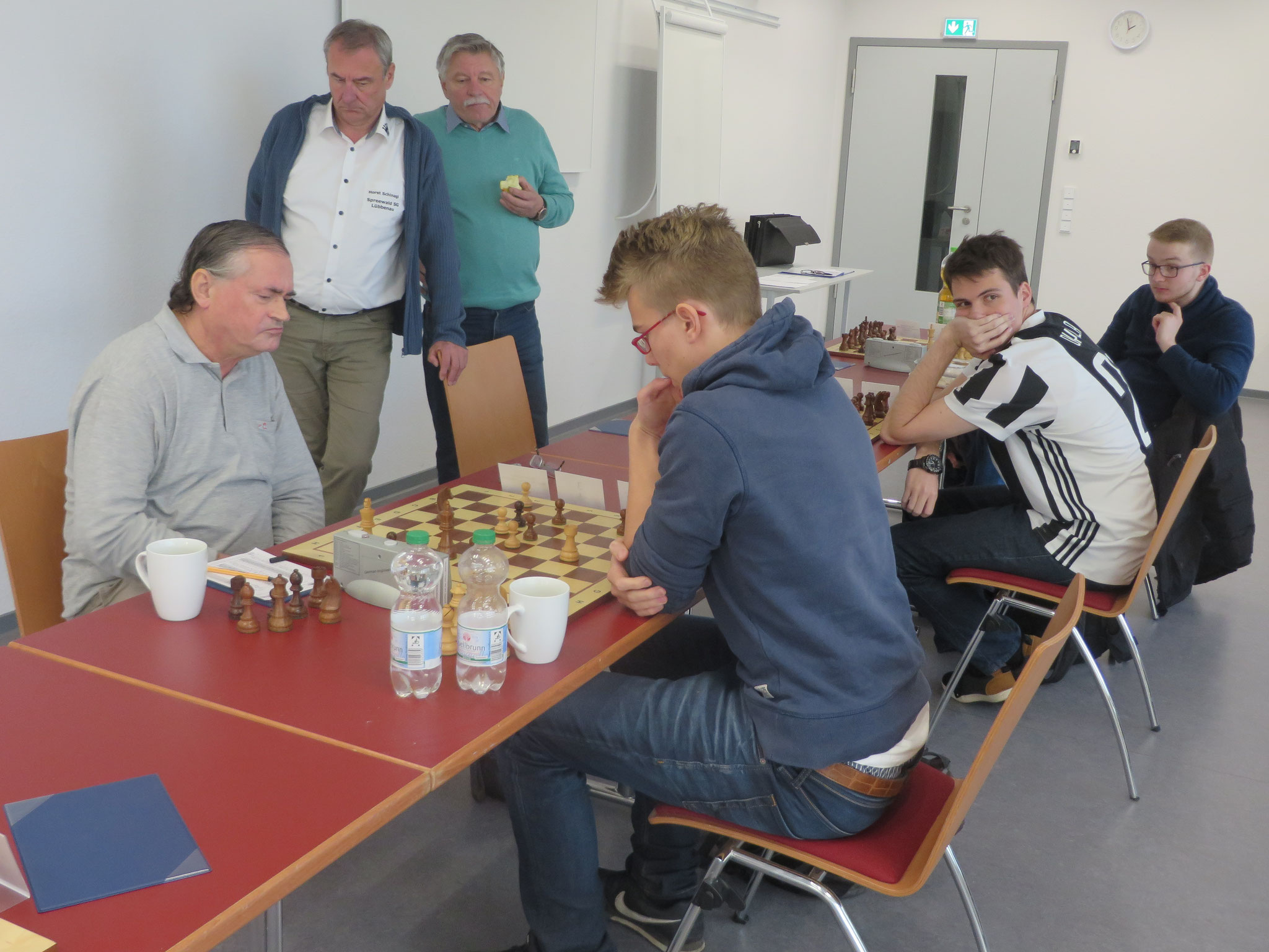 Beim Stand von 0,5-2,5 ist das Match zwar schon zugunsten des SC Empor Potsdam entschieden, aber Jürgen kämpft noch tapfer