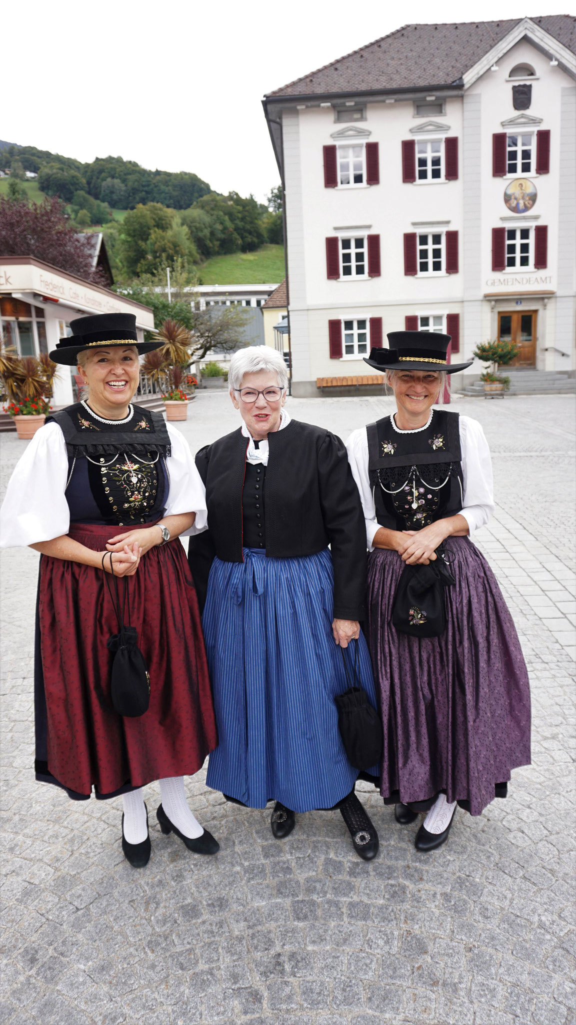 Wallfahrt Trachtenfrauen Klostertal Montafon - (c) KV Lustenau - Tino Hofer
