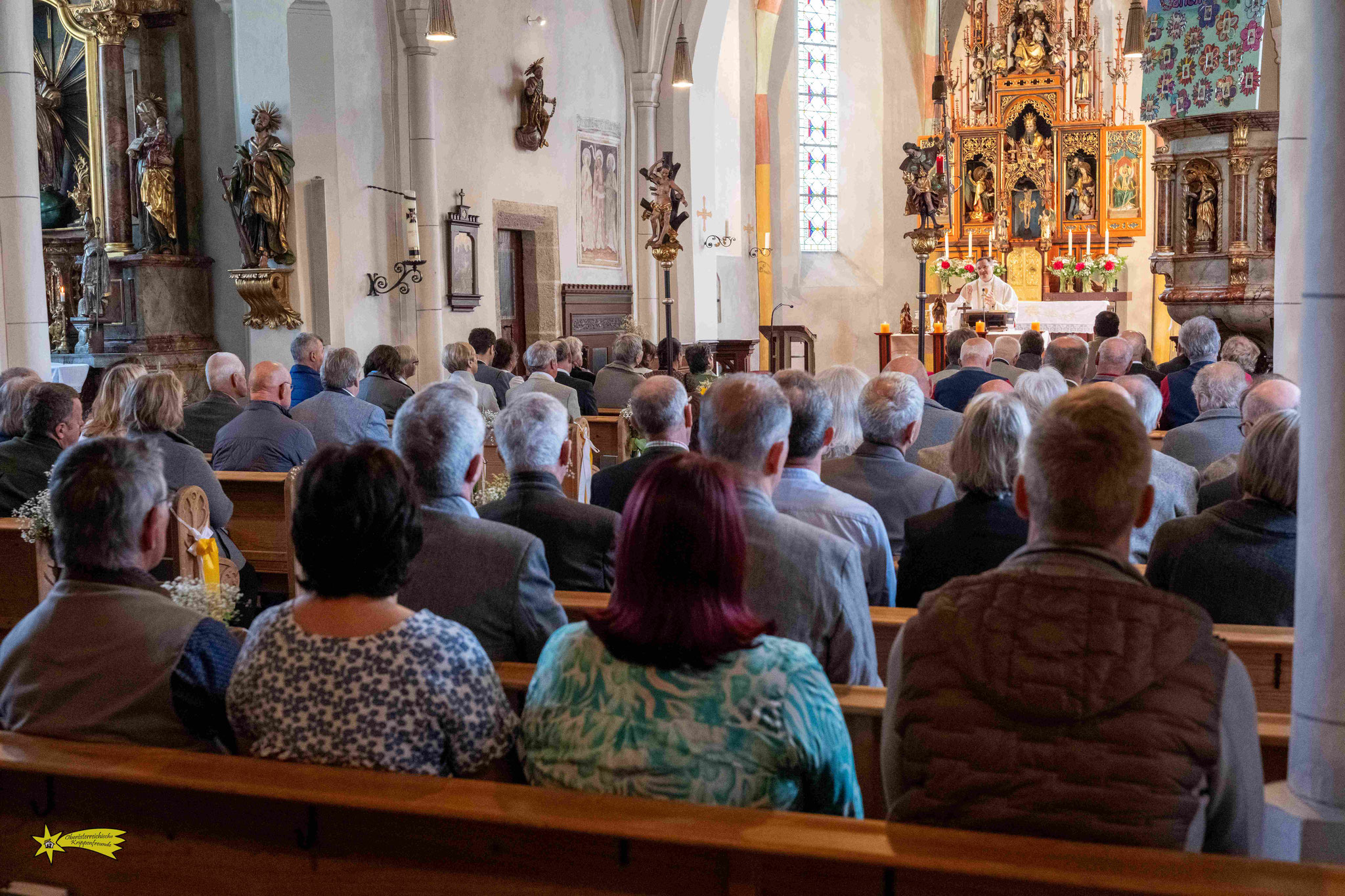 Festgottesdienst in der Pfarrkirche Lofer - Foto Manfred Priester - Krippenfreunde oberes Innviertel