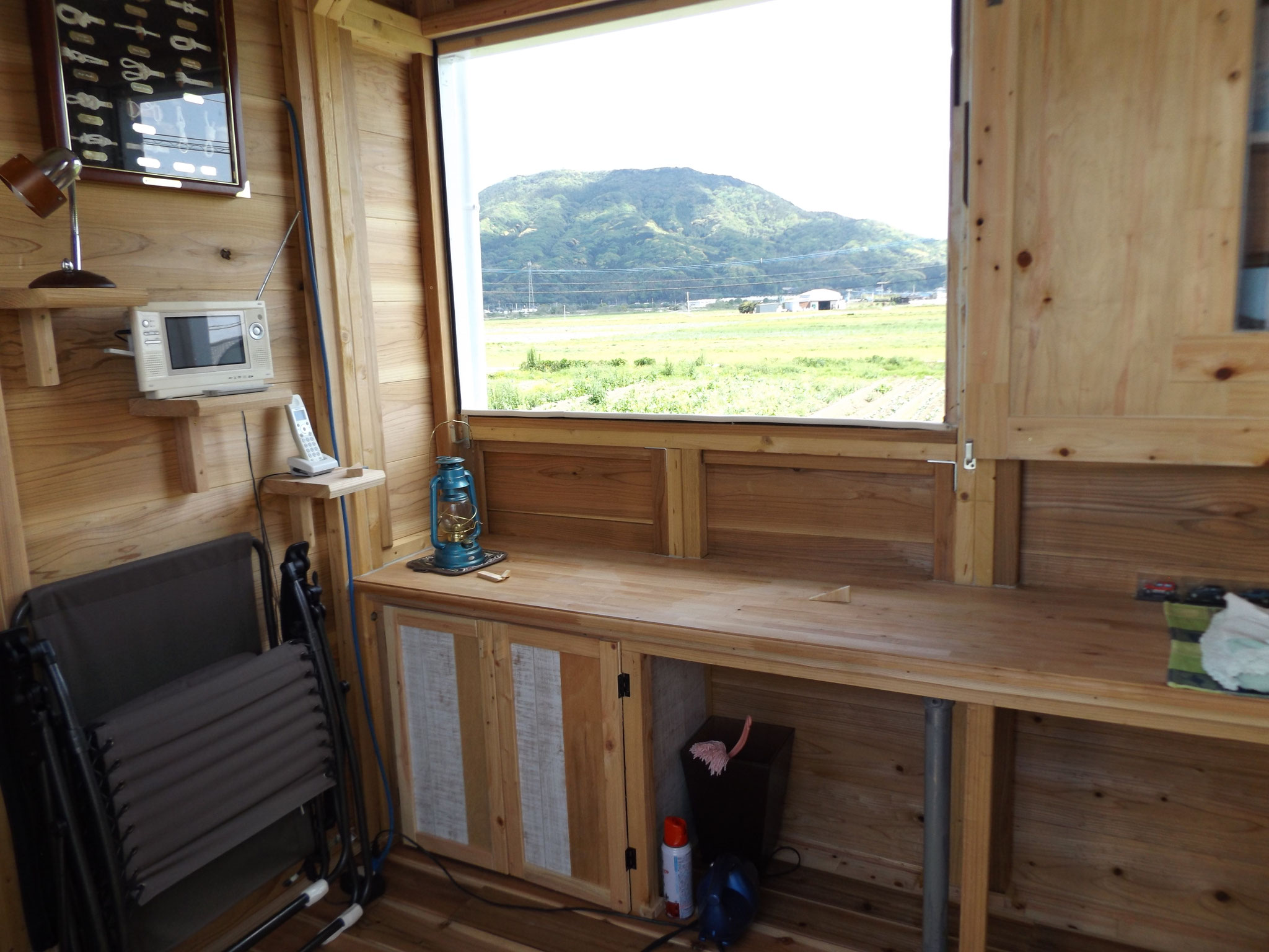 窓を開けたら加也山一望です。今回一番見たかった景色です。