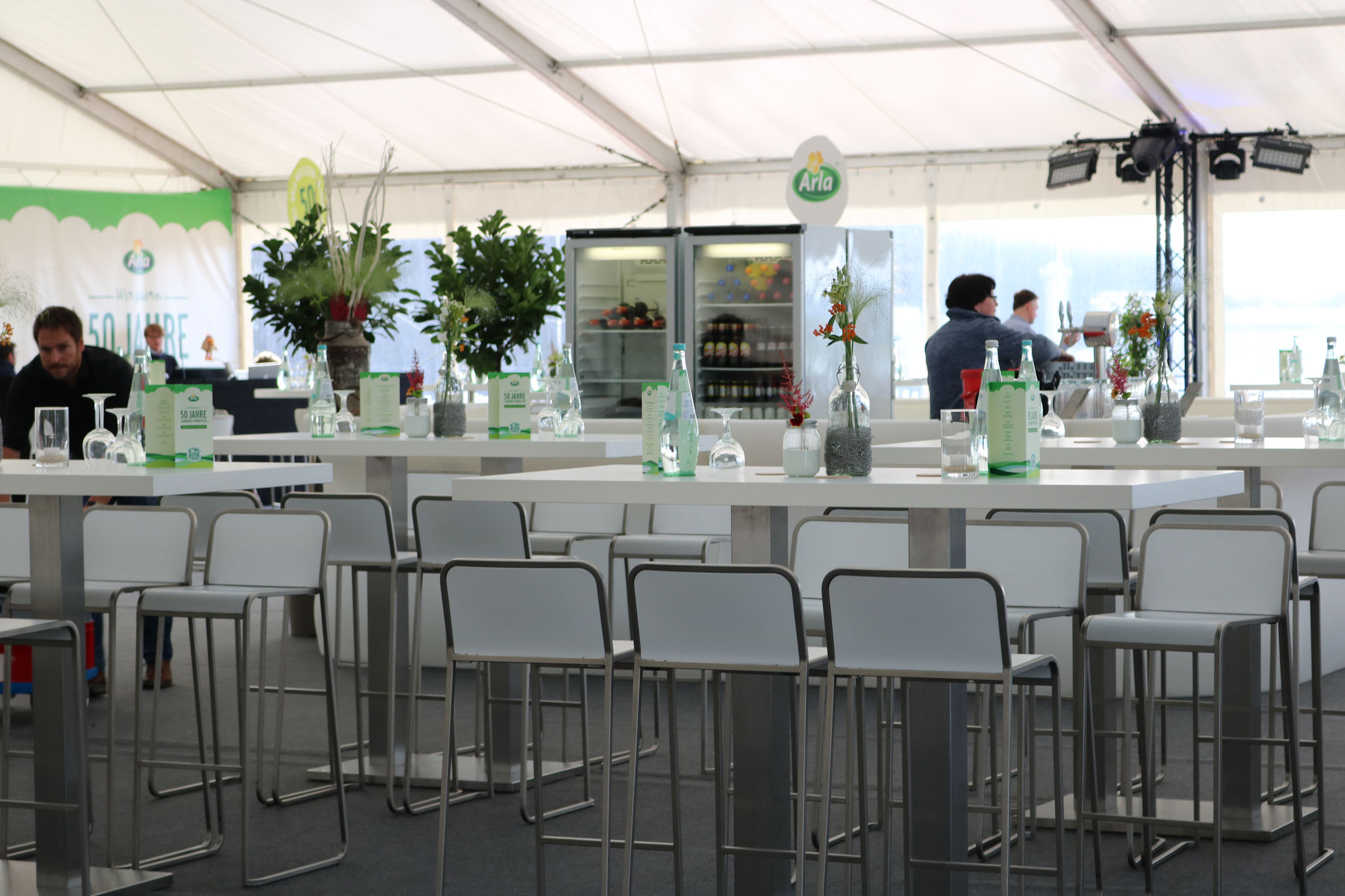 Bestuhlung - Tischdekoration - Eventmangement