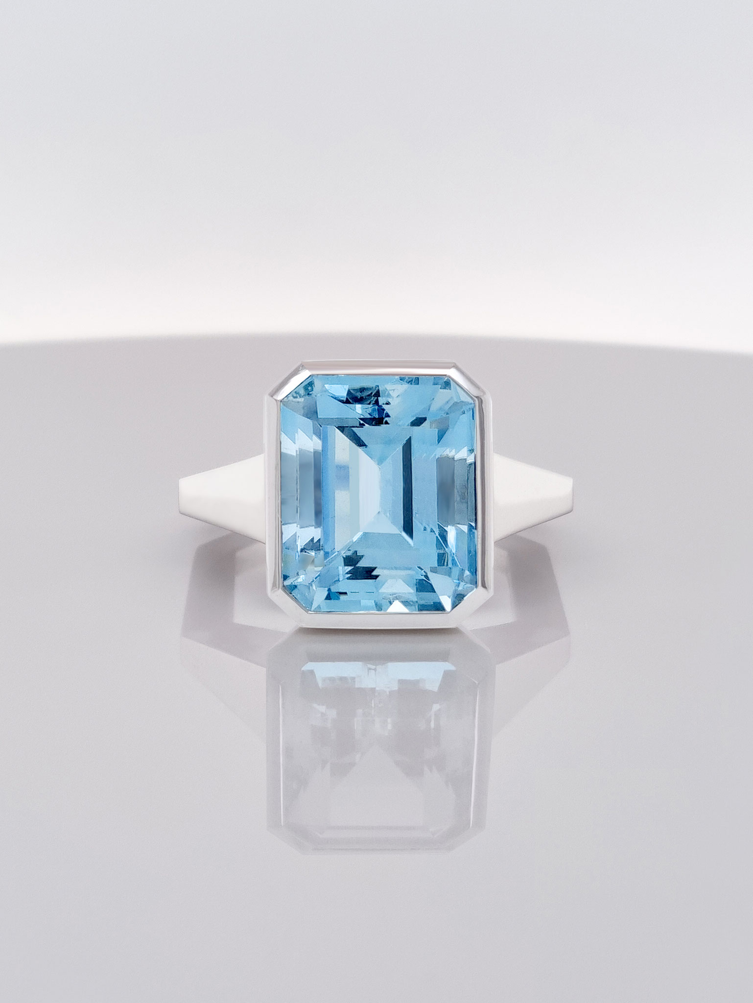 Aquamarinring von Seitner