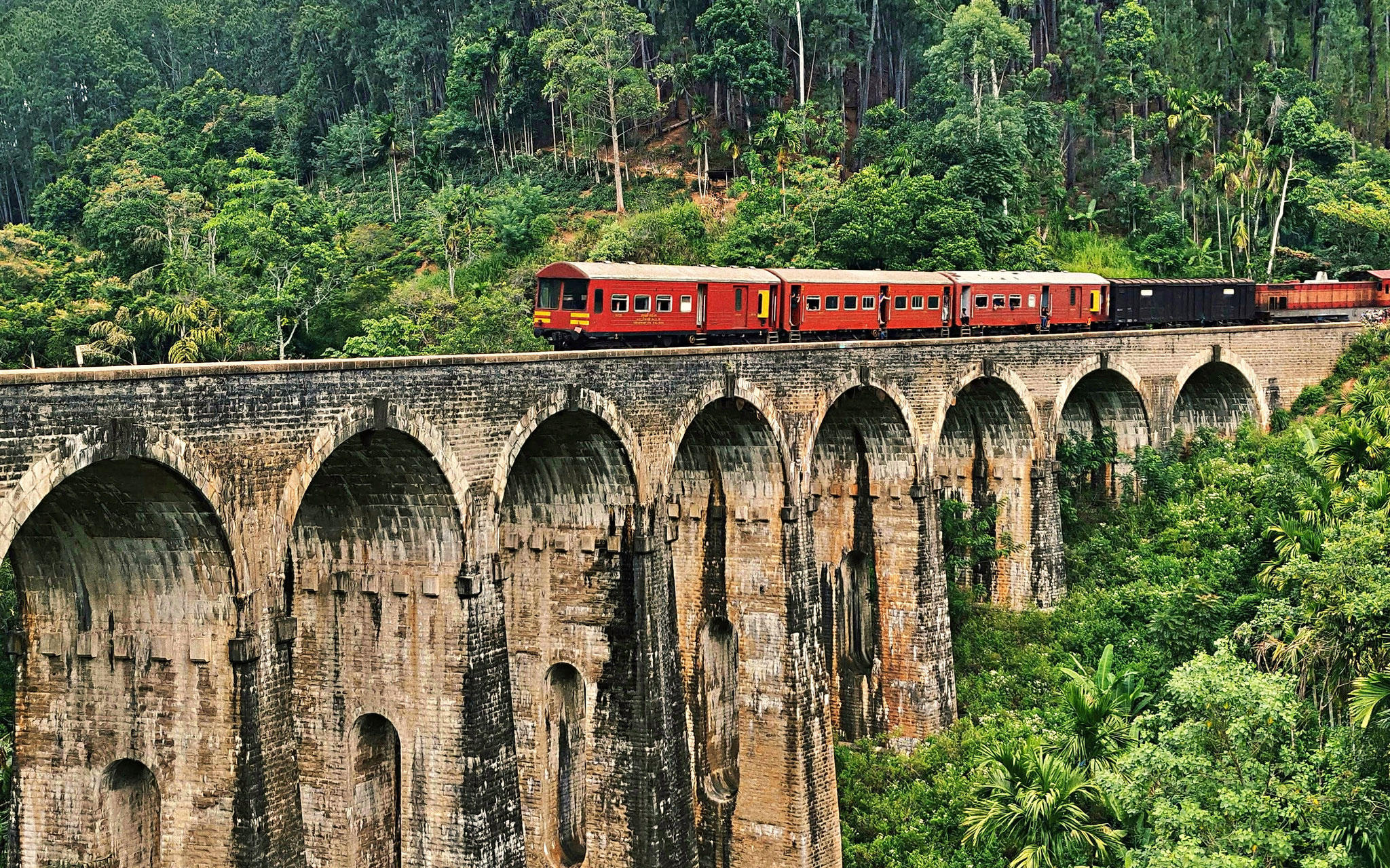 Nine Arch Bridge in Ella