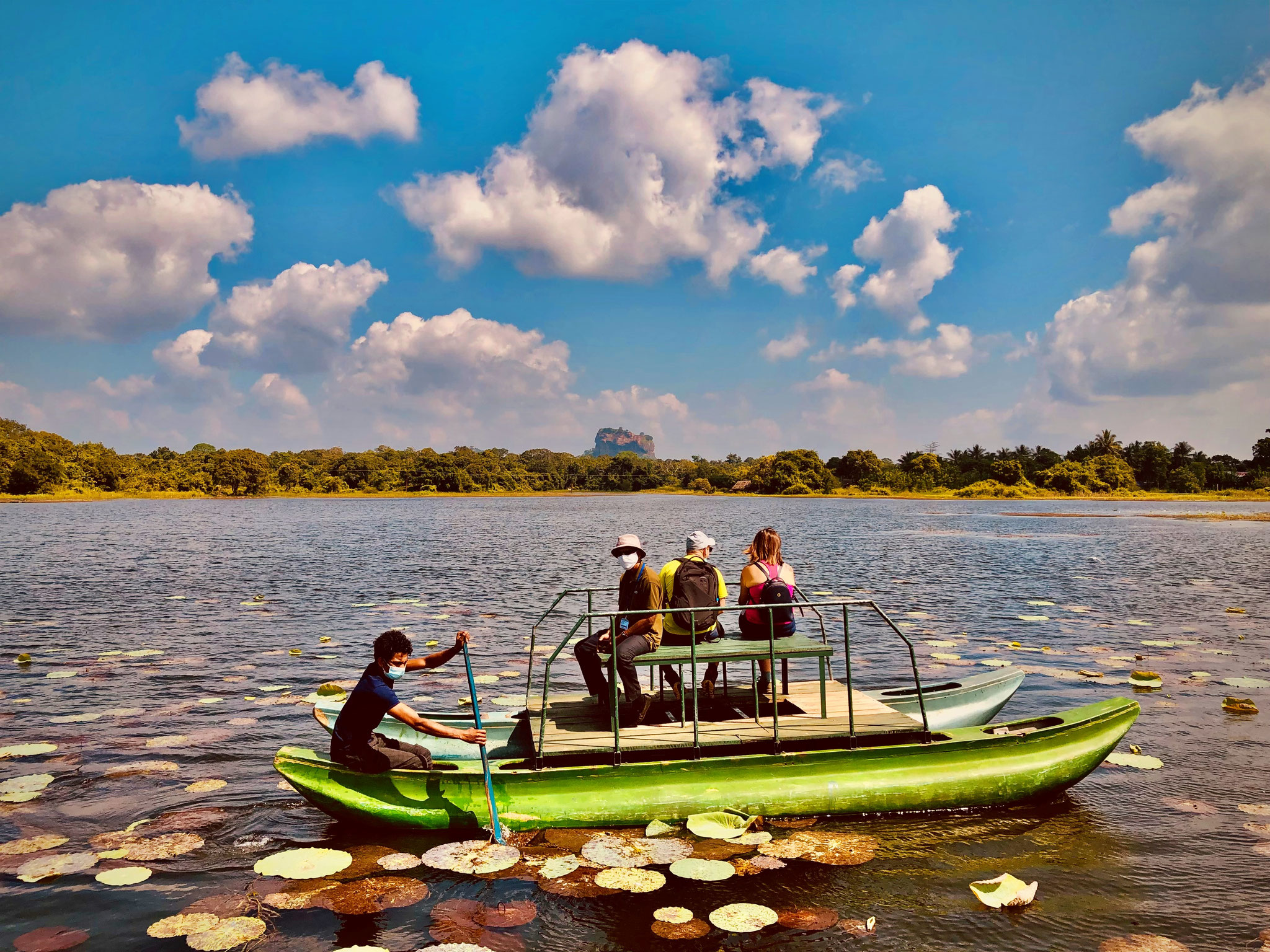 Katamaran Boot-Safari Dambulla Village Tour