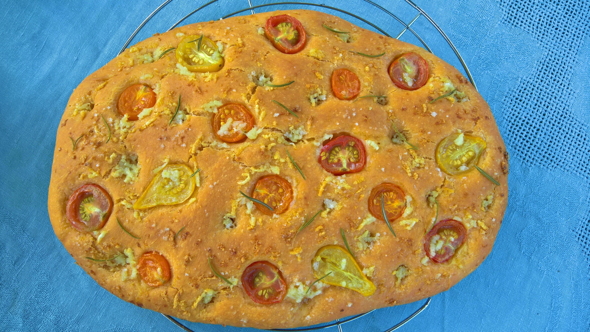 Foccacia mit Kirschtomaten