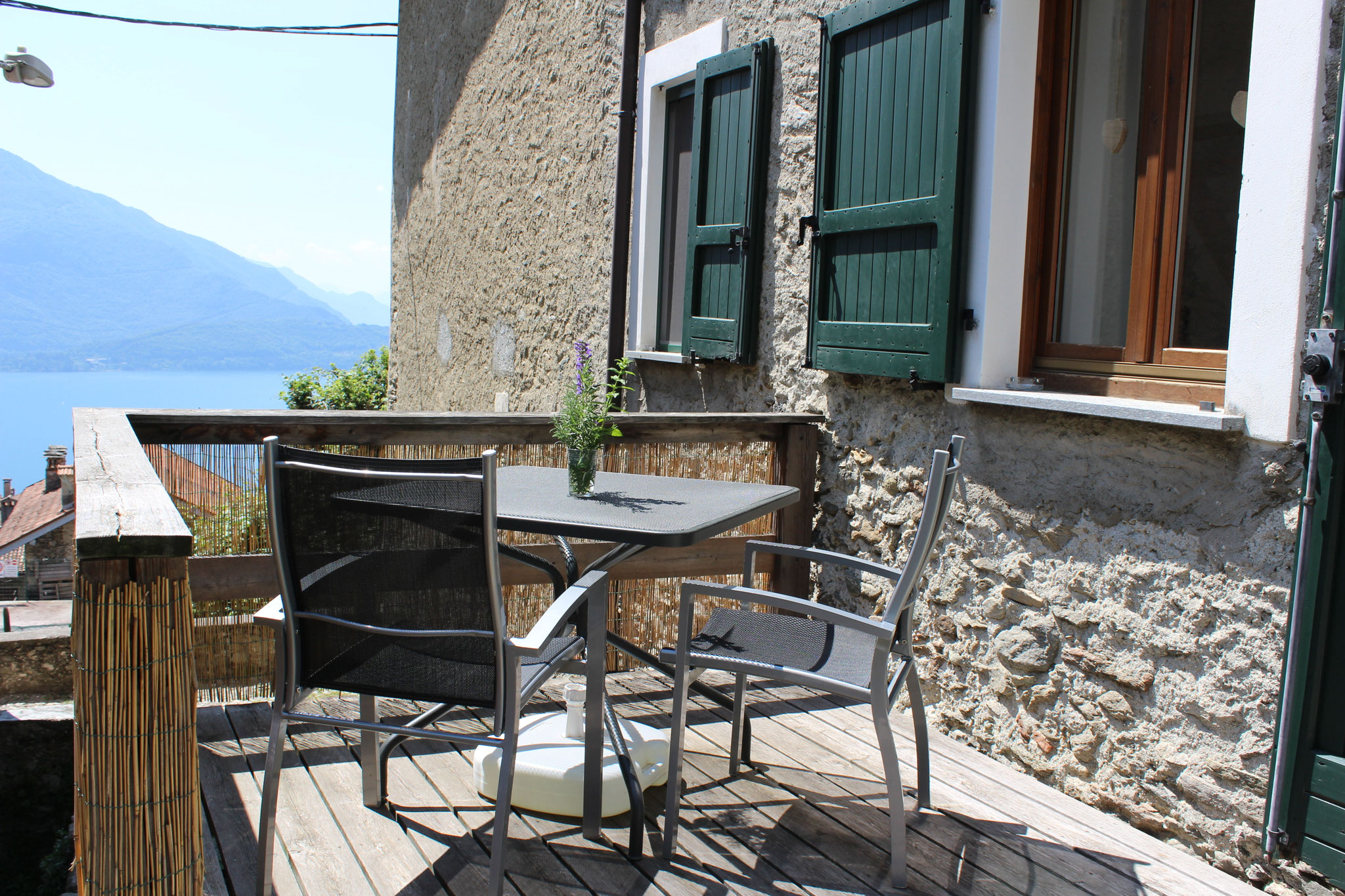 Ferienwohnung la nicchia Vercana, Balkon