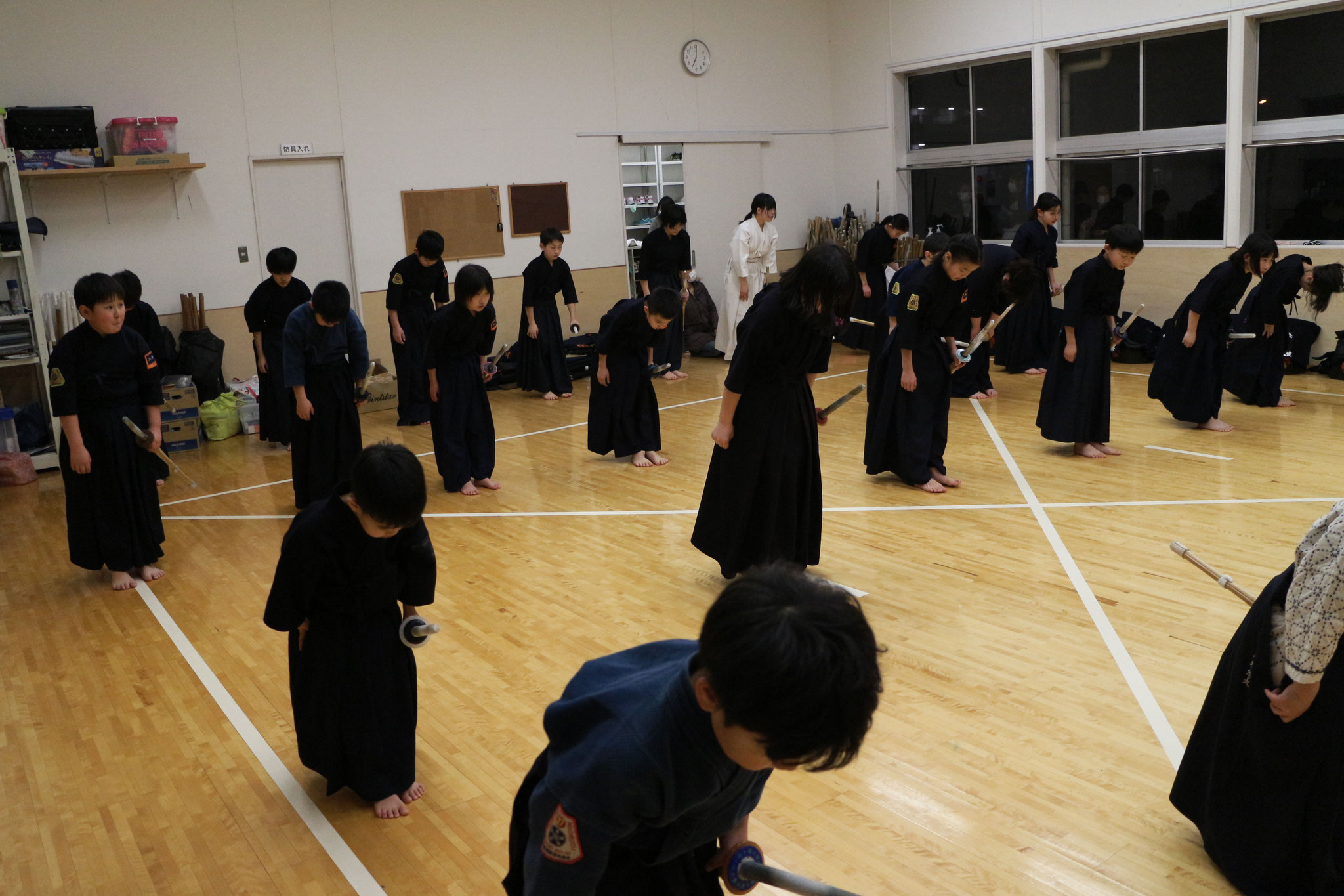 礼儀をしっかり学ぶことができます。
