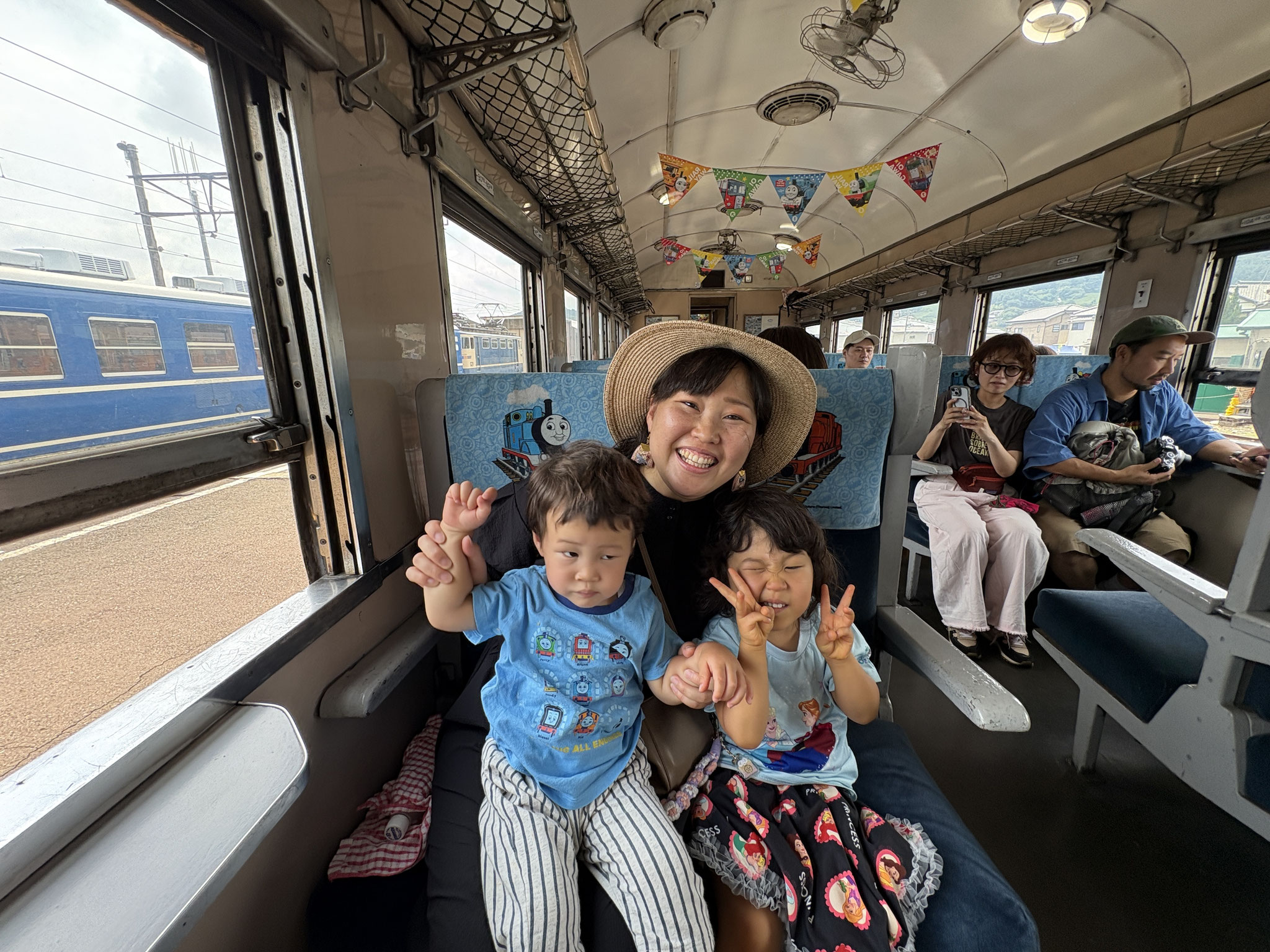 トーマス家族旅行
