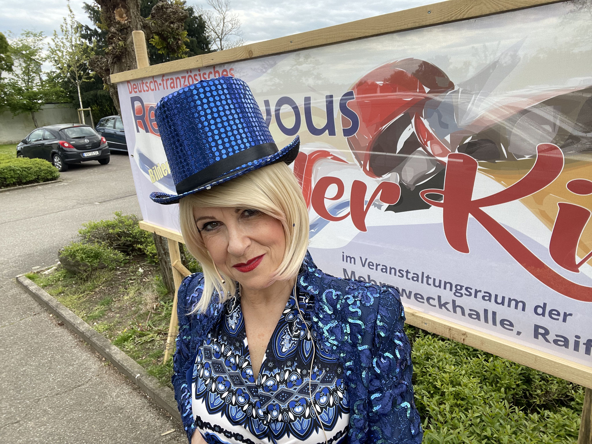 "VERNISSAGE TO GO!"