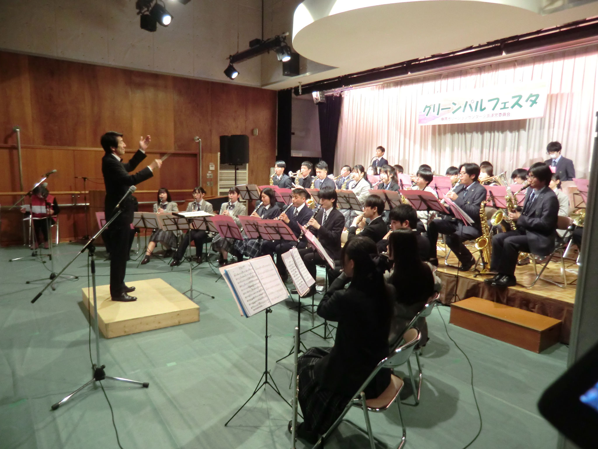 2025年2月9日　グリーンパルフェスタ(城東工科高校　吹奏楽)