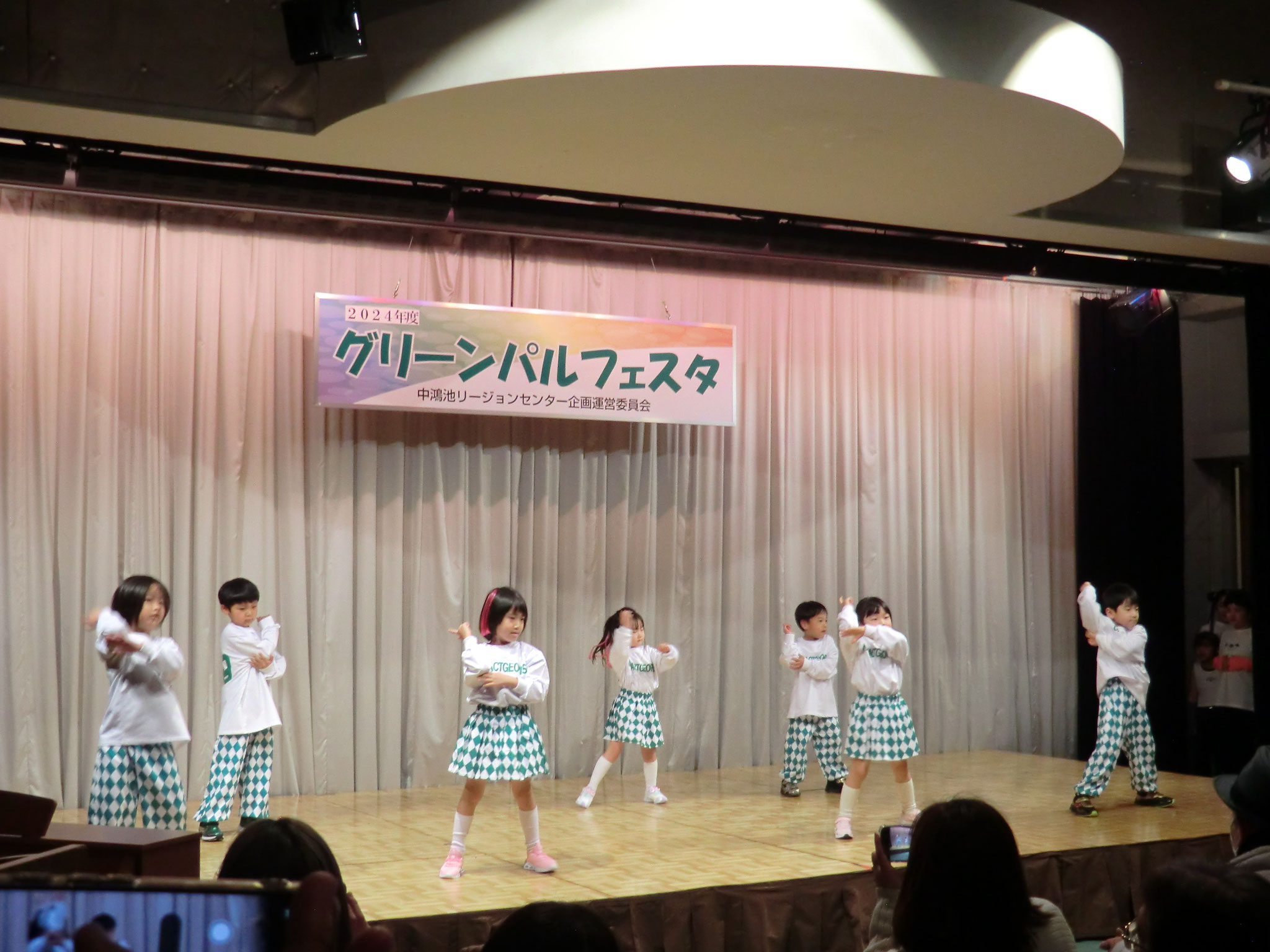 2025年2月9日　グリーンパルフェスタ(キッズダンス)