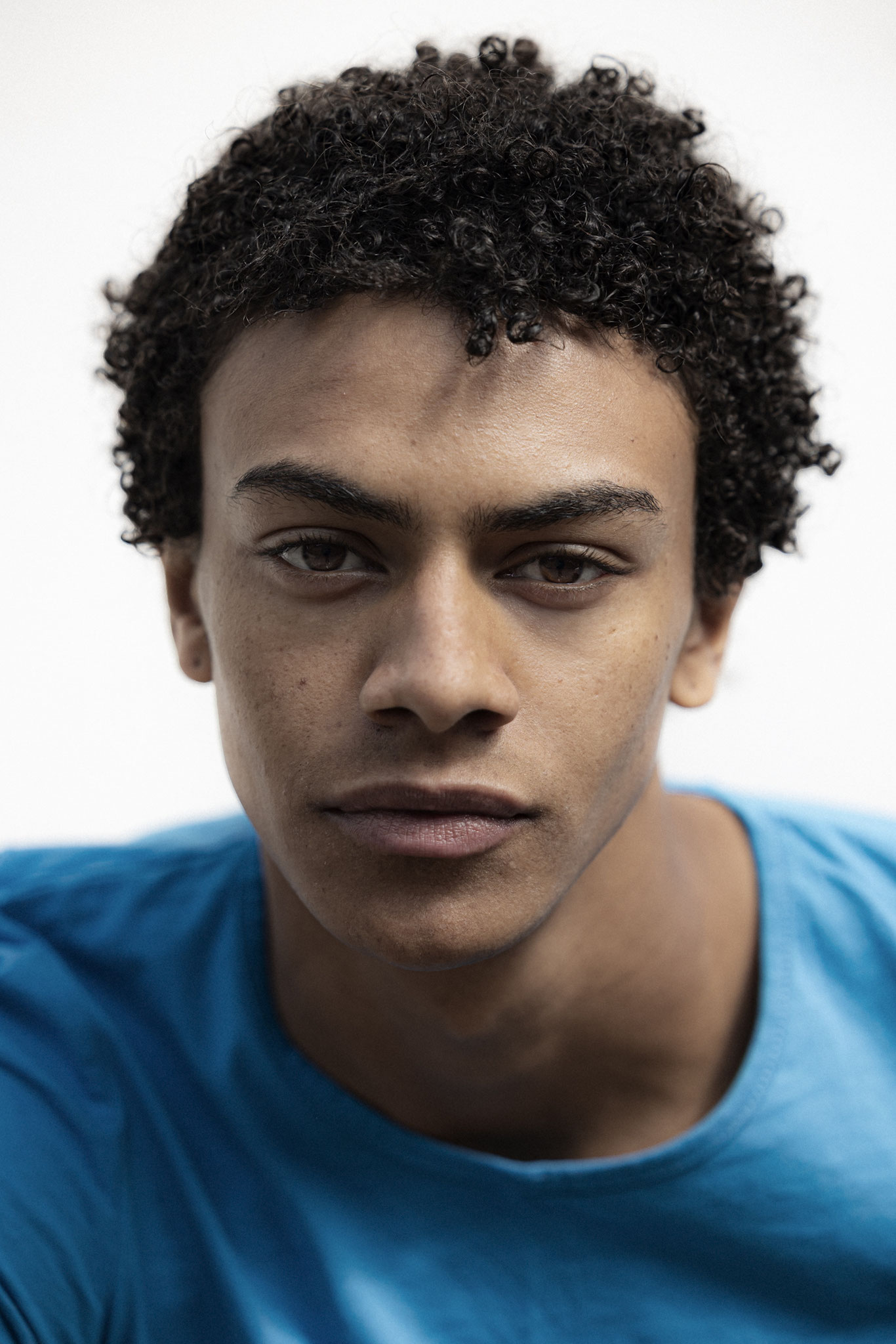 Salif Dekamo Botz Kamara actor headshot represented by Walcher Management