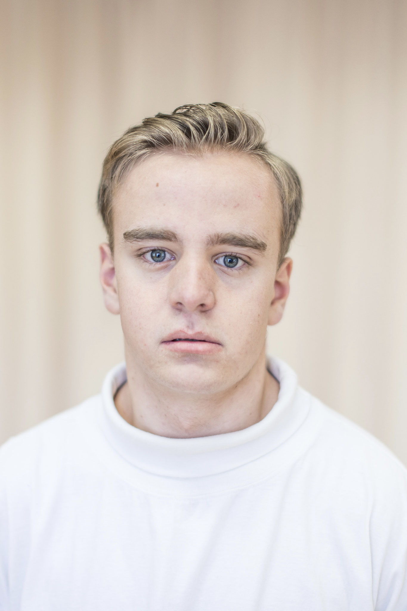 Philipp Franck actor headshot represented by Walcher Management
