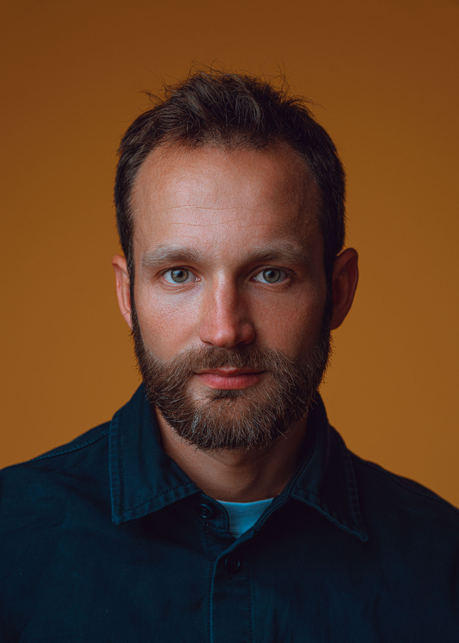 Michael Schröder actor headshot represented by Walcher Management