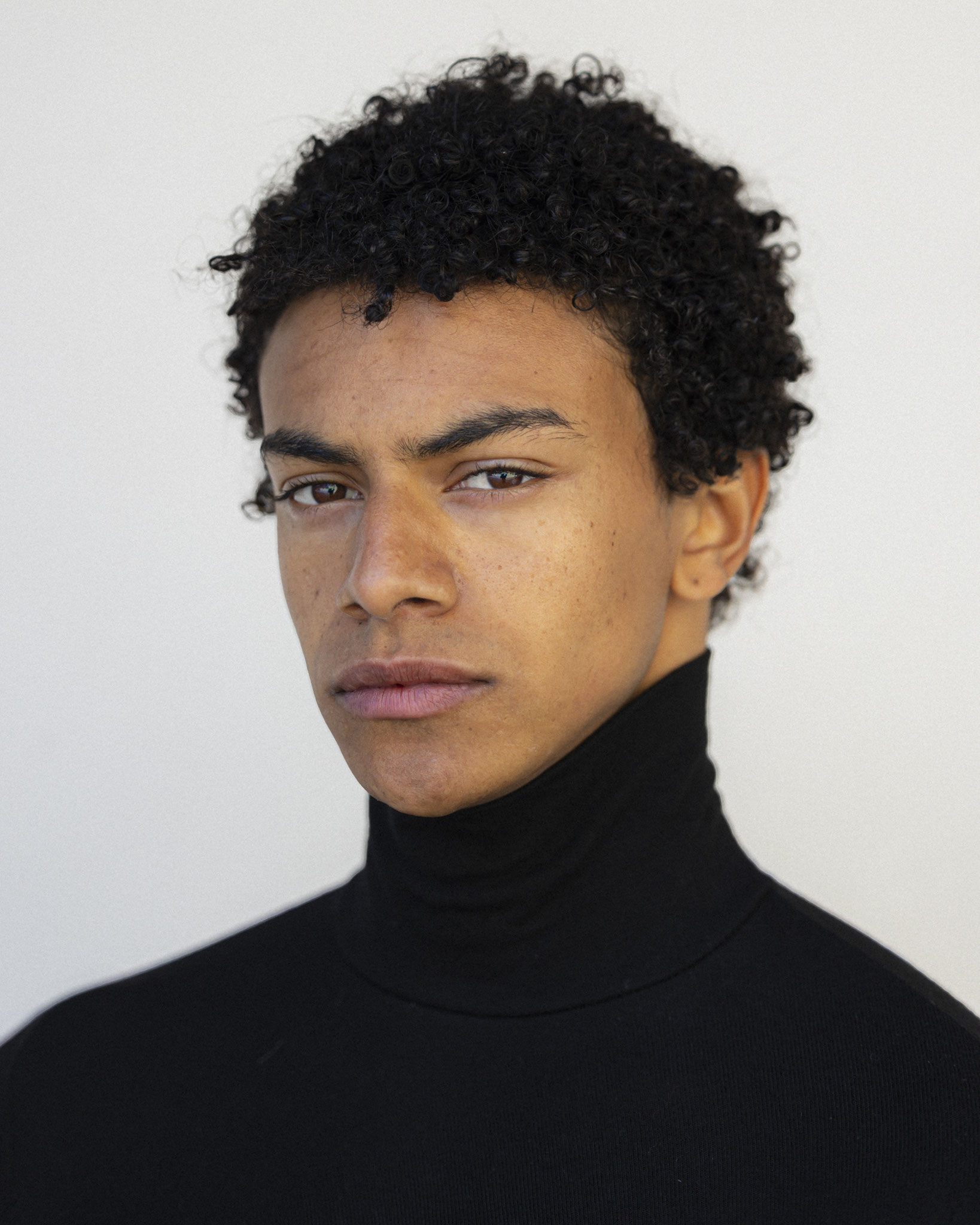 Salif Dekamo Botz Kamara actor headshot represented by Walcher Management