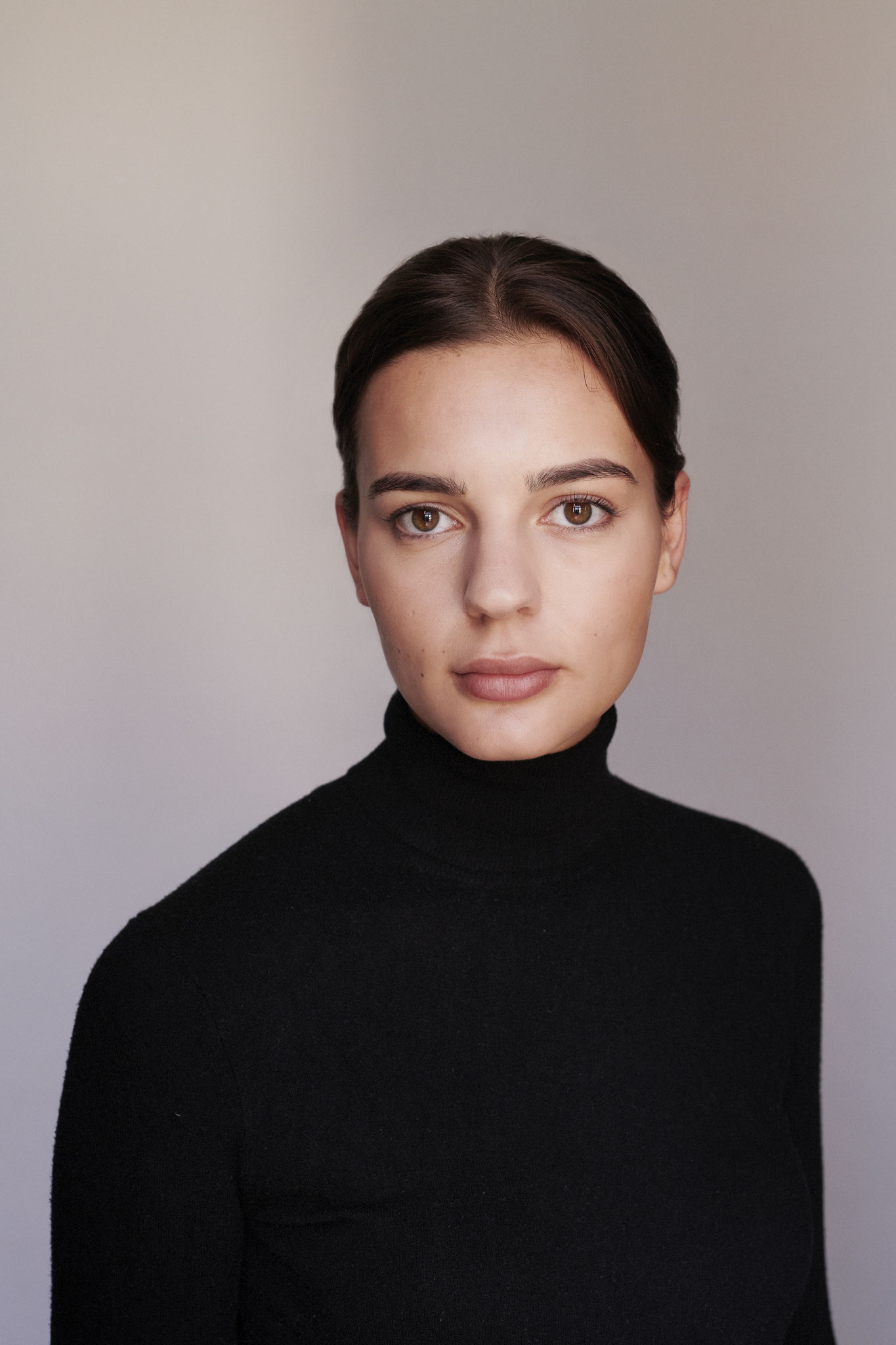 Wiebke Langosch actress headshot represented by Walcher Management