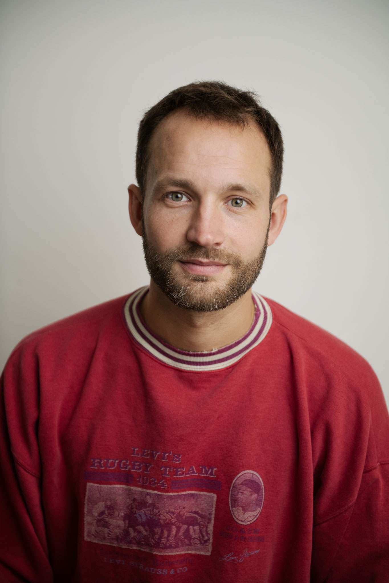 Michael Schröder actor headshot represented by Walcher Management