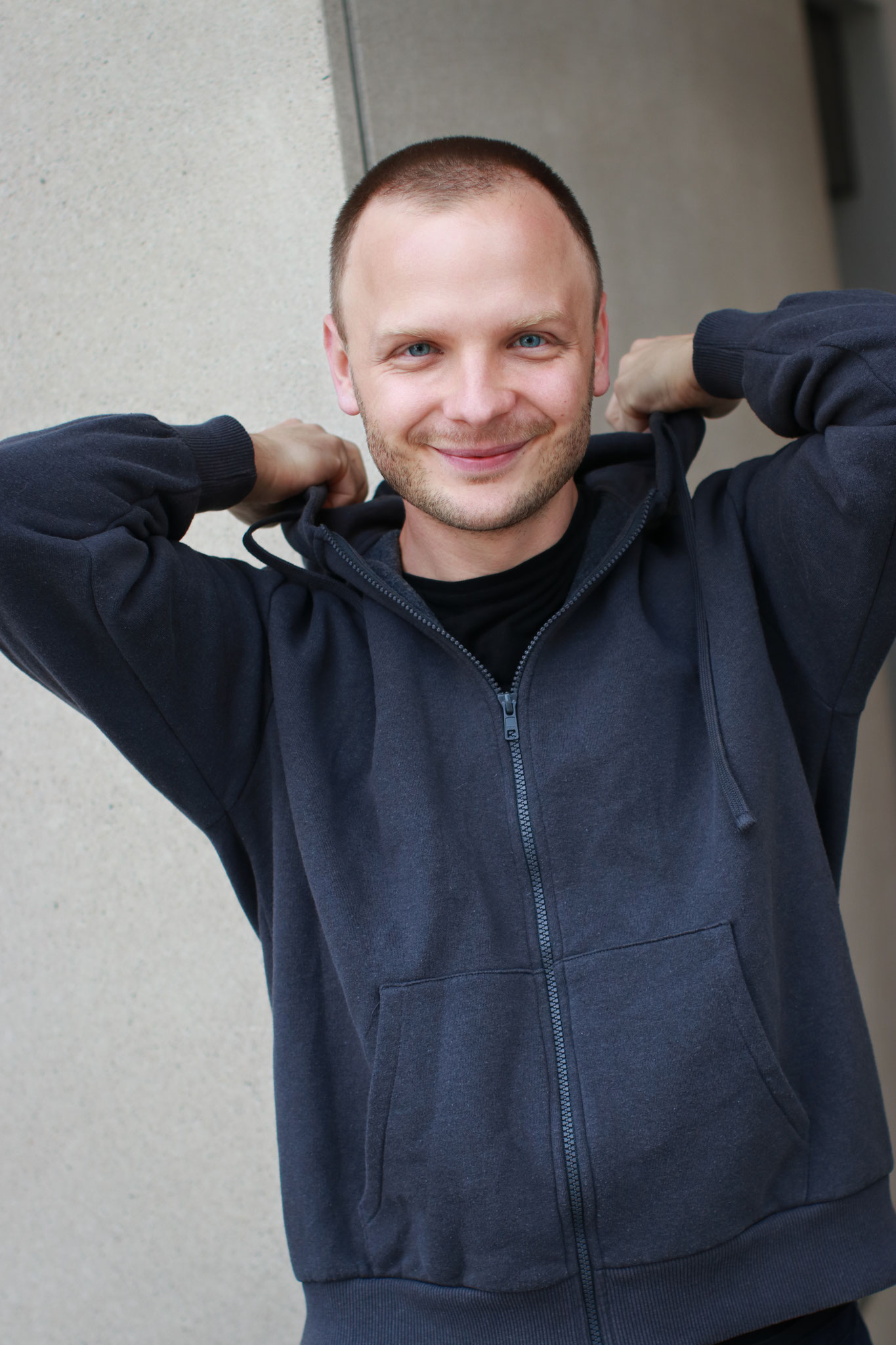 Fabian Baecker actor headshot represented by Walcher Management