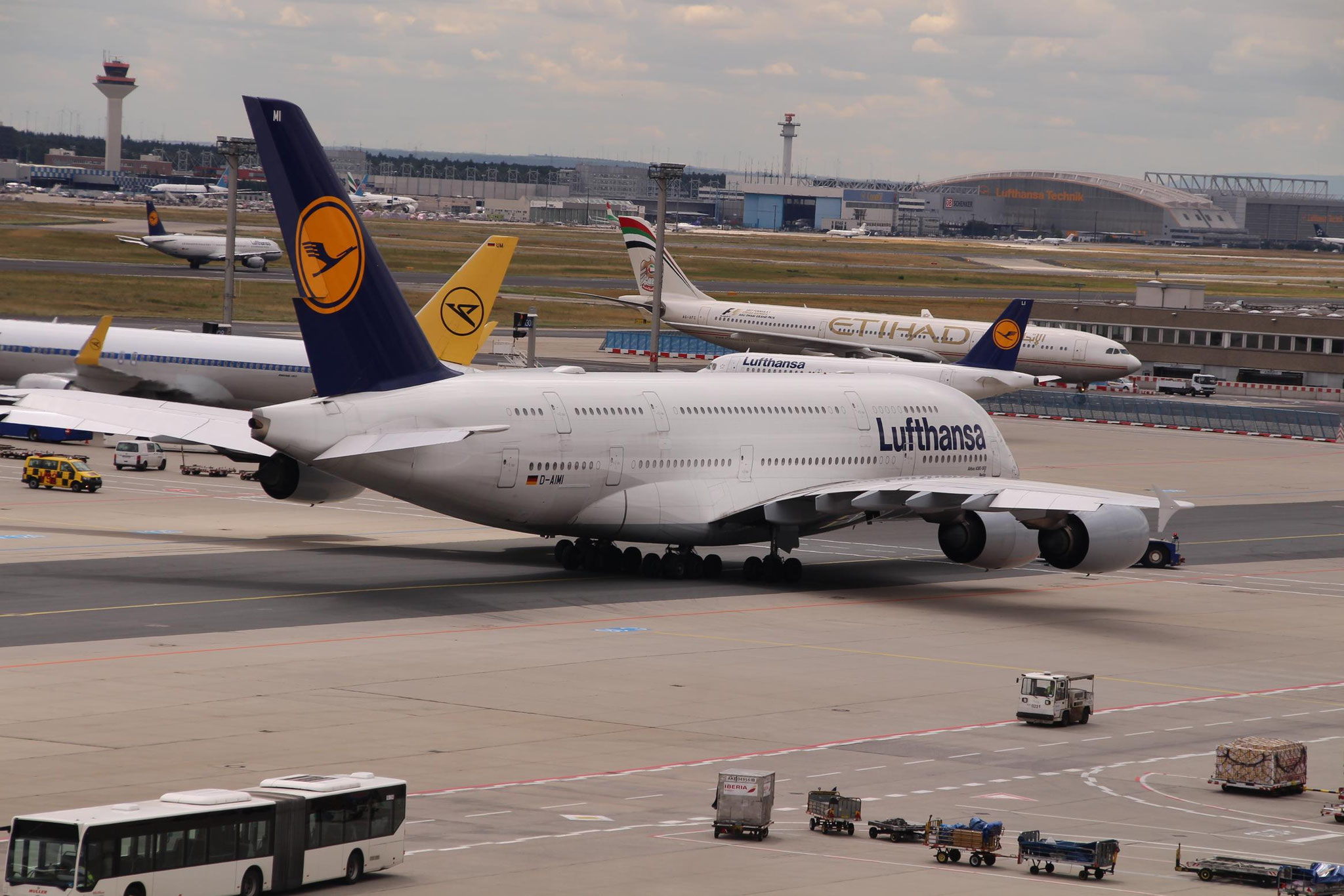 Frankfurt/Main © Andreas U.