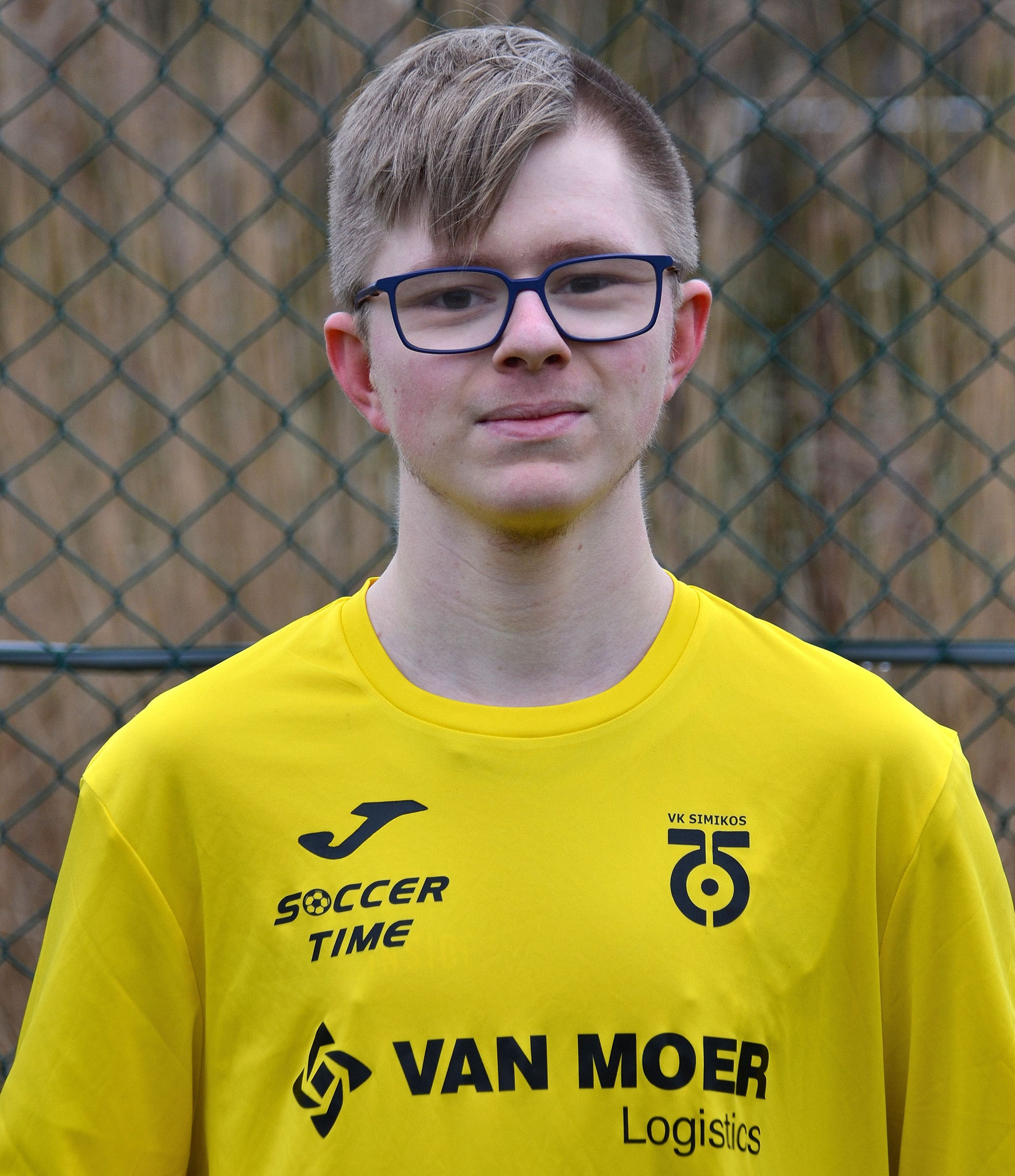 13. DANTE VAN HOOIJDONCK  17/09/2004  -  19 JAAR