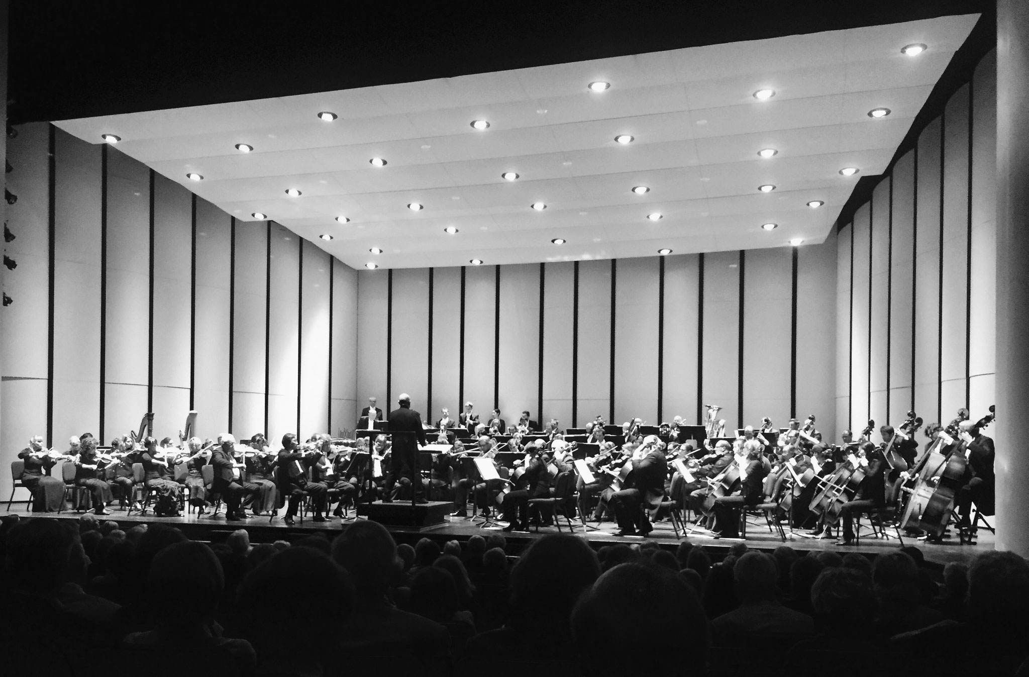 Lui Chan als Konzertmeister des Brucknerorchester Linz bei der USA-Tournee 2017