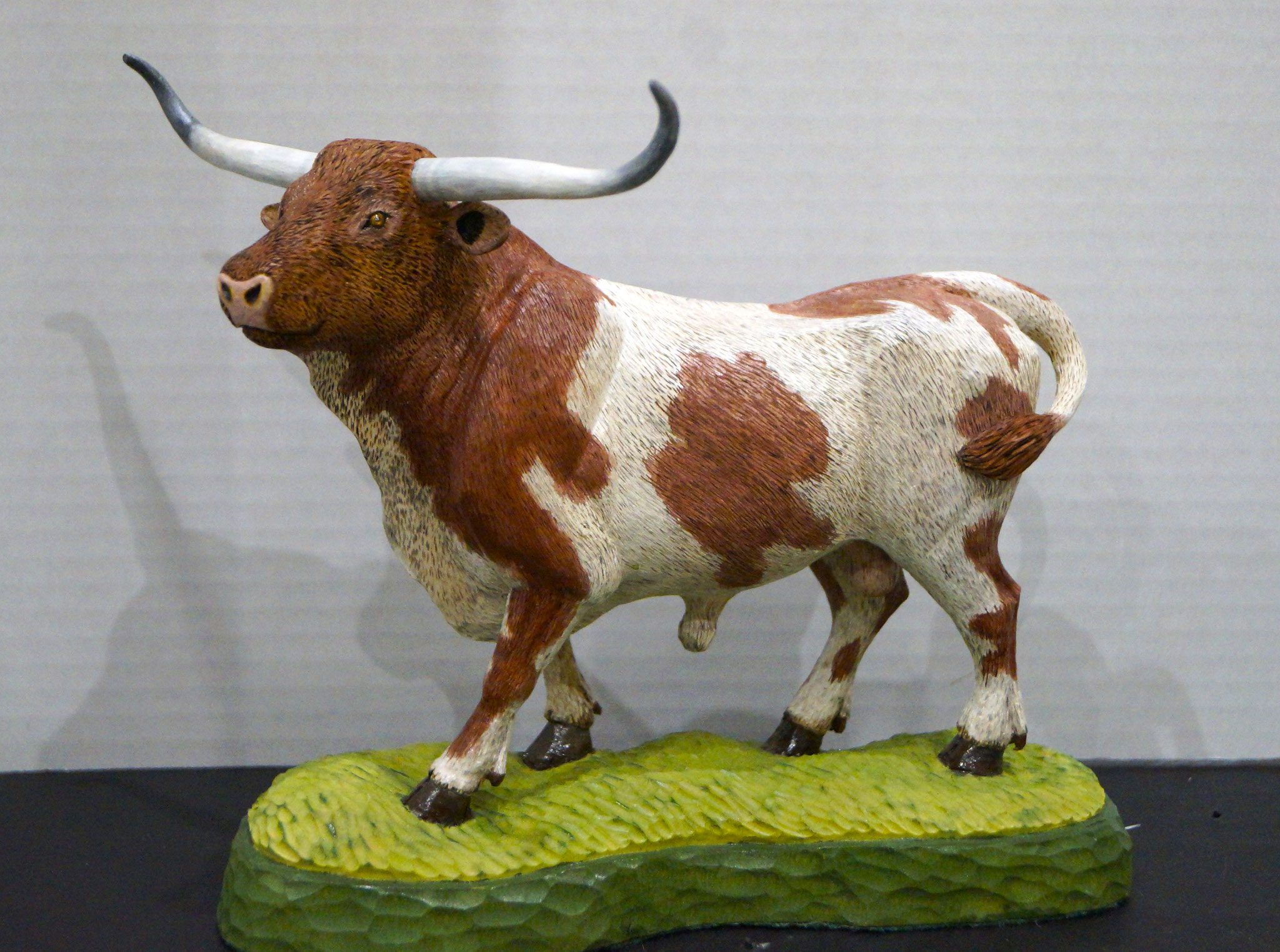 W-4 Animal in the Round - Tom Lease
