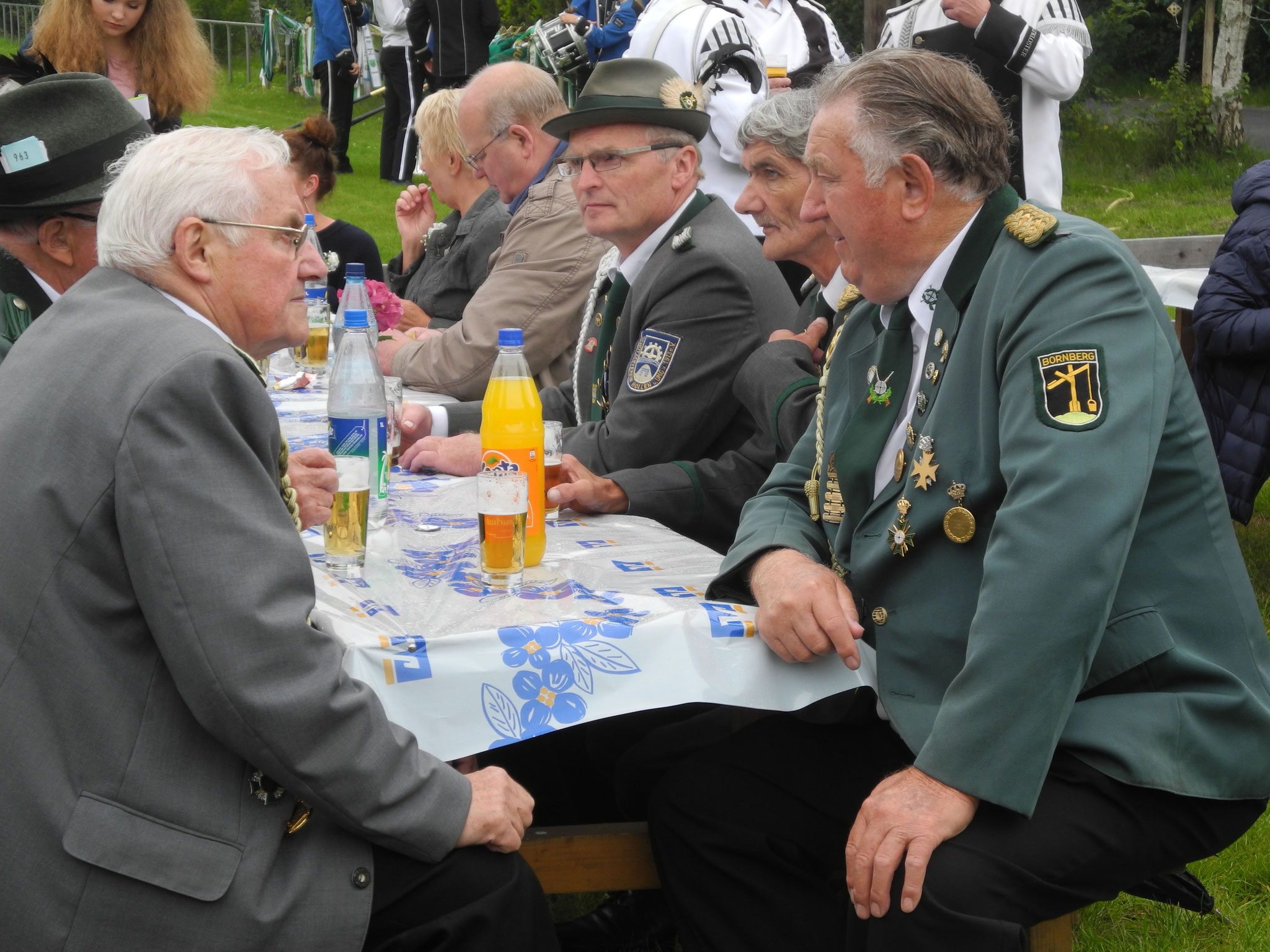 Gespräch unter alten Freunden.