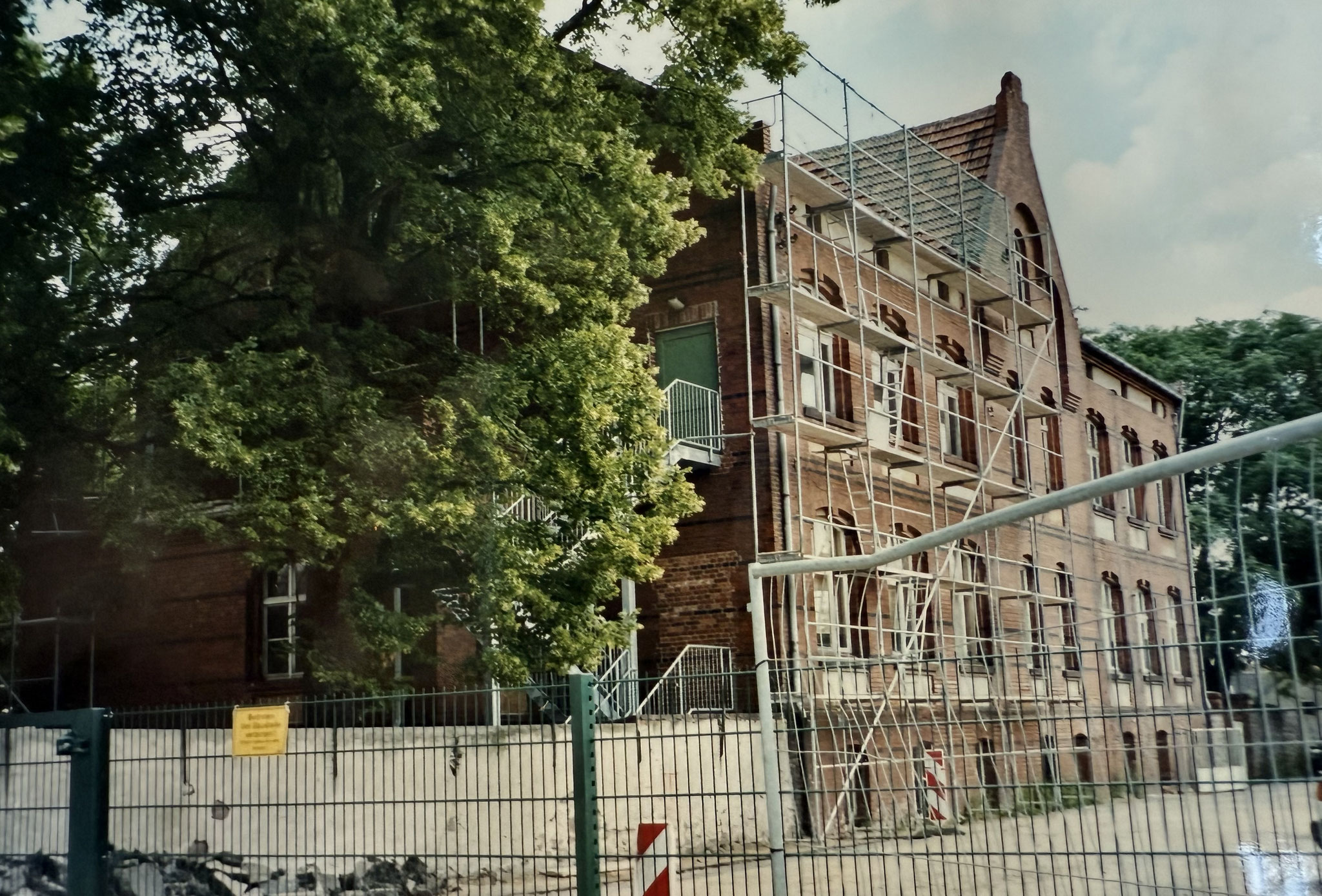 Unser historisches Schulgebäude vor der Sanierung