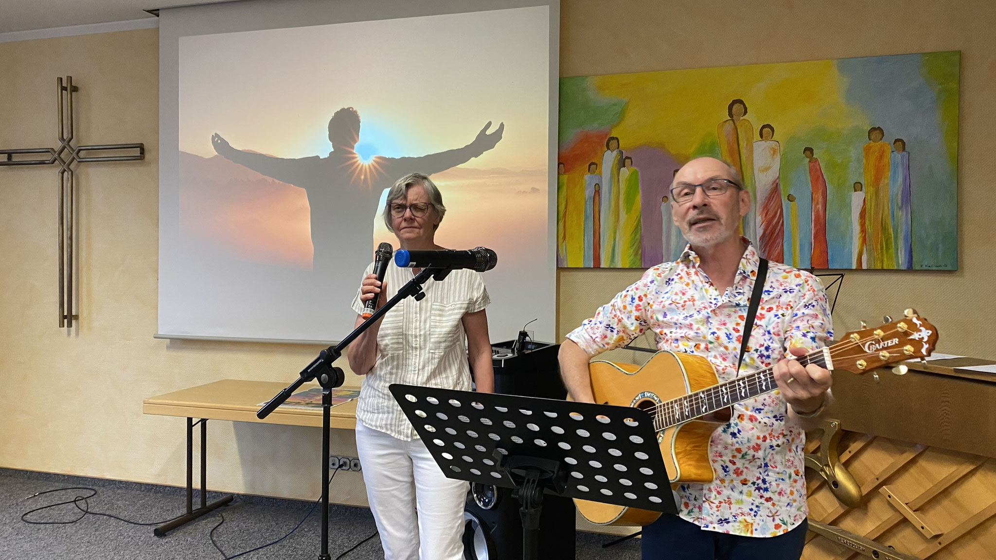 Gerda und Bernd singen mit allen