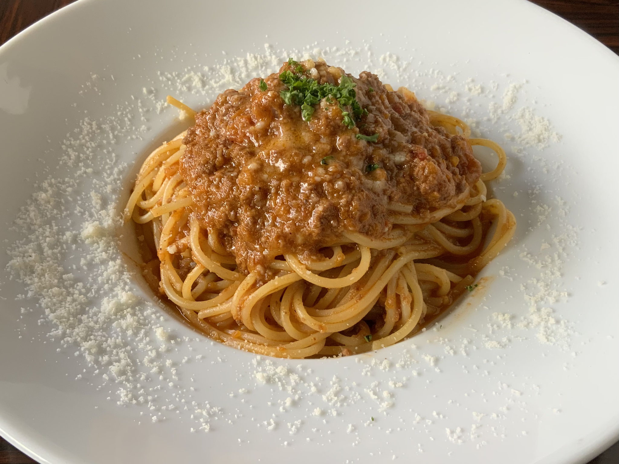 自家製ミートソースのパスタ　1800円（1980円）
