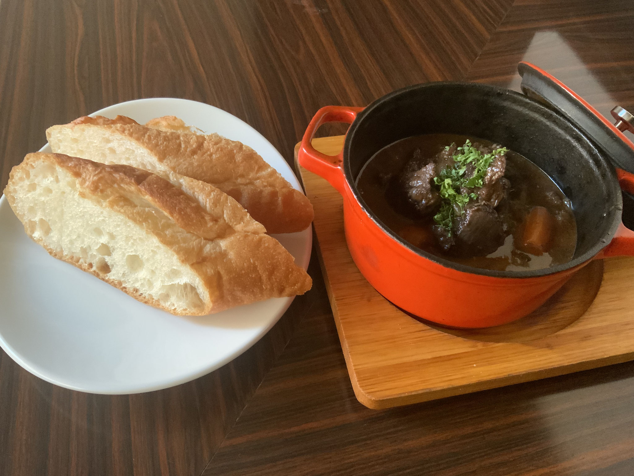 牛肉の煮込み料理【自家製ビーフシチュ−】　4200円（4620円）