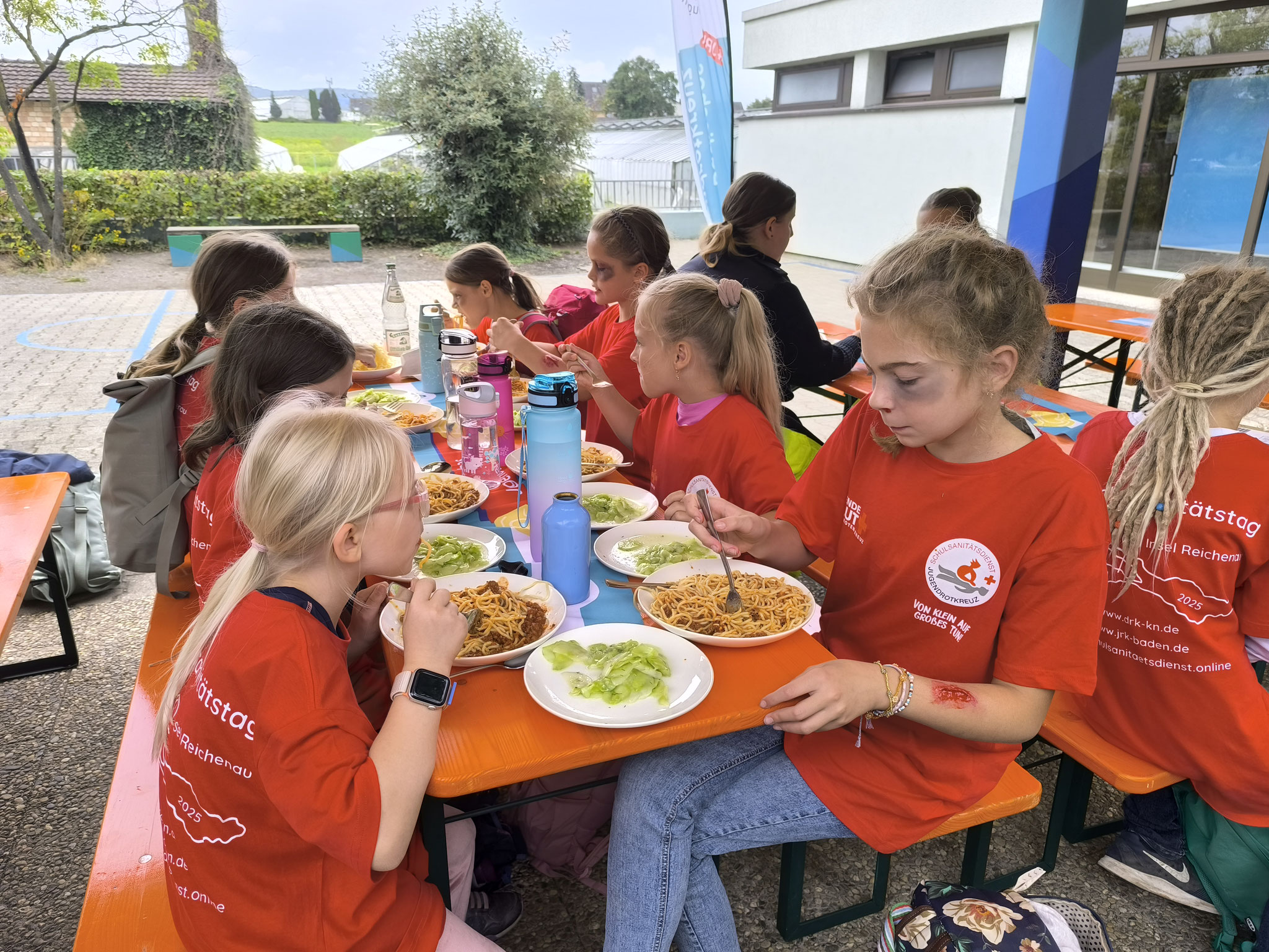Nach so viel Action schmeckte das Mittagessen besonders lecker
