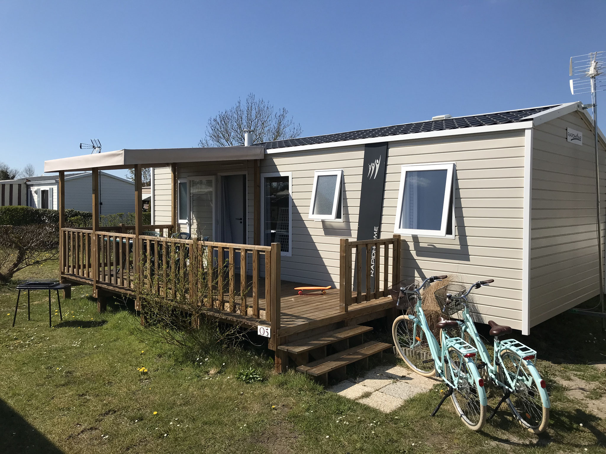  Piscine couverte et découvrable Camping Quend-Plage - Baie de Somme - camping Fort-Mahon - Location Mobil home - location insolite - animations - convivial 