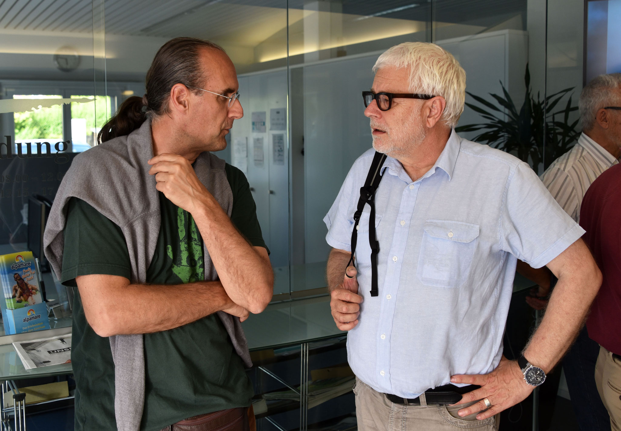 Thomas Vaszary und Korrespondenten-Legende Peter Gysling im Gespräch.