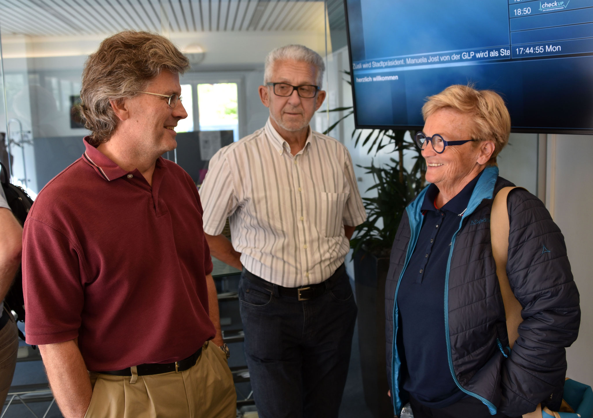 Stefan Ragaz, Karrikaturist Jals Smolinski und Monika van de Giessen.
