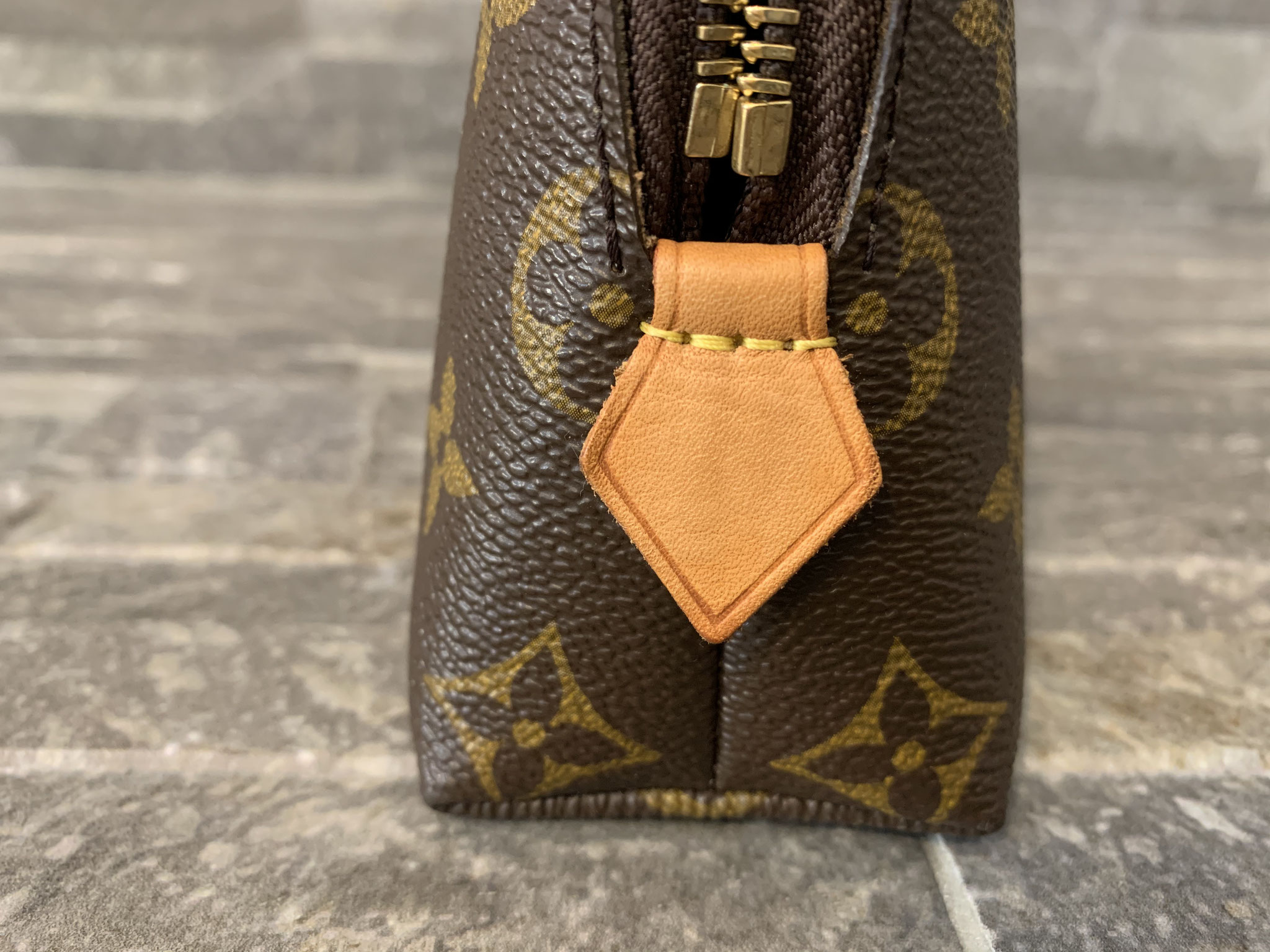 Louis Vuitton Monogram Canvas Cosmetic Pouch GM Ankauf Verkauf Second Hand Designertaschen und Accessoires
