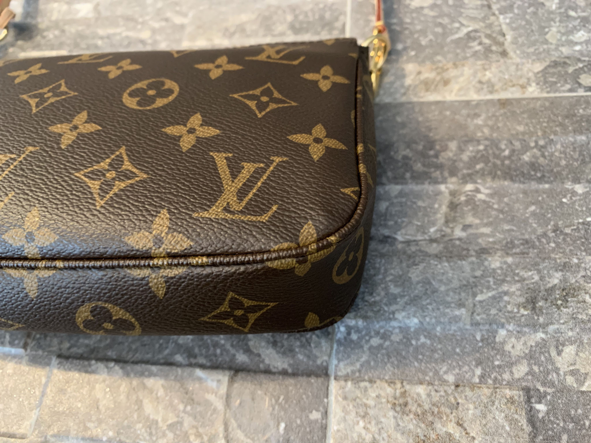 Louis Vuitton Monogram Canvas Pochette Accessoires NM - Ankauf & Verkauf Second Hand ...