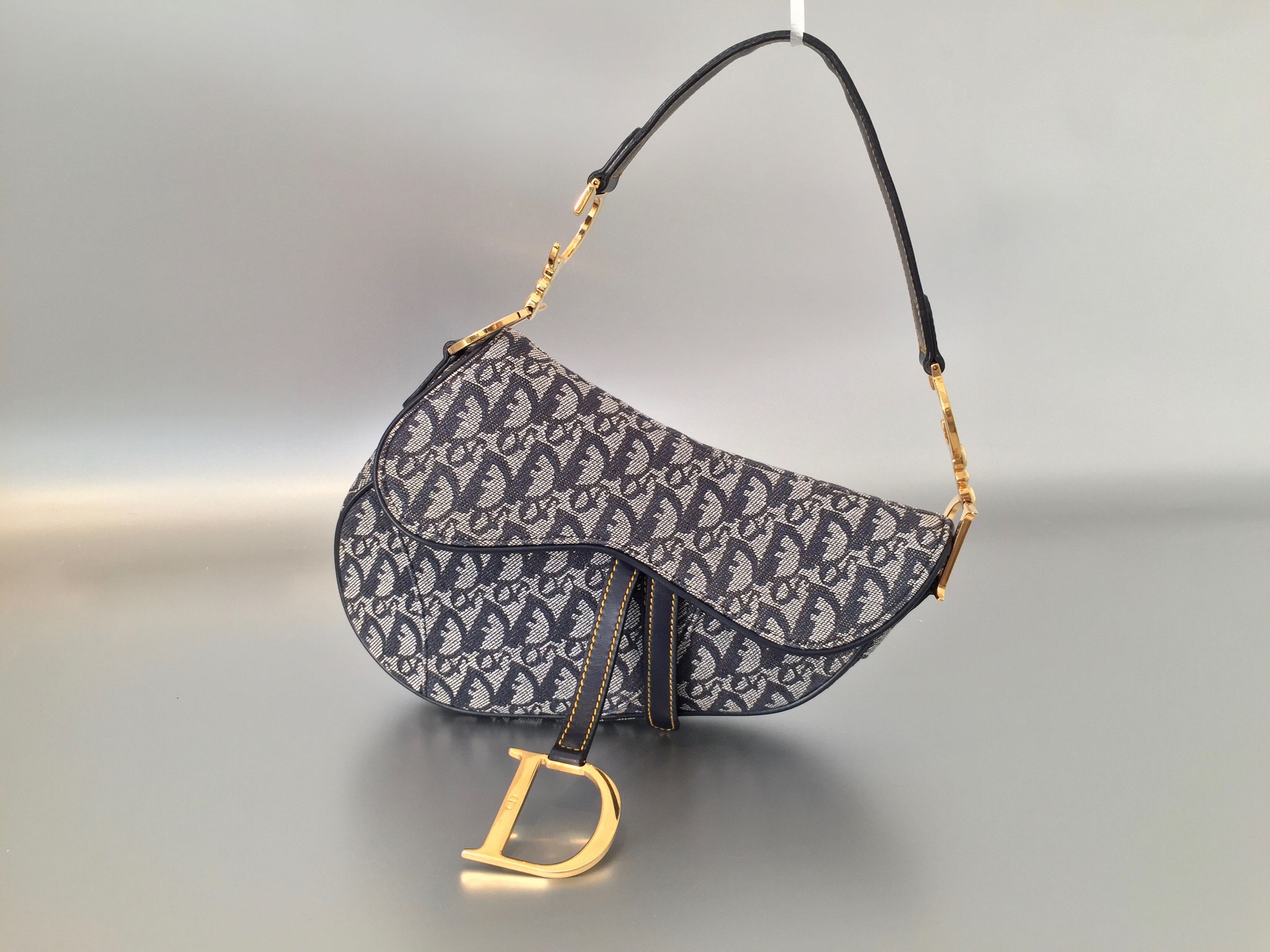 Christian Dior Diorissimo Saddle Bag in Blau Ankauf Verkauf Second Hand Designertaschen und Accessoires