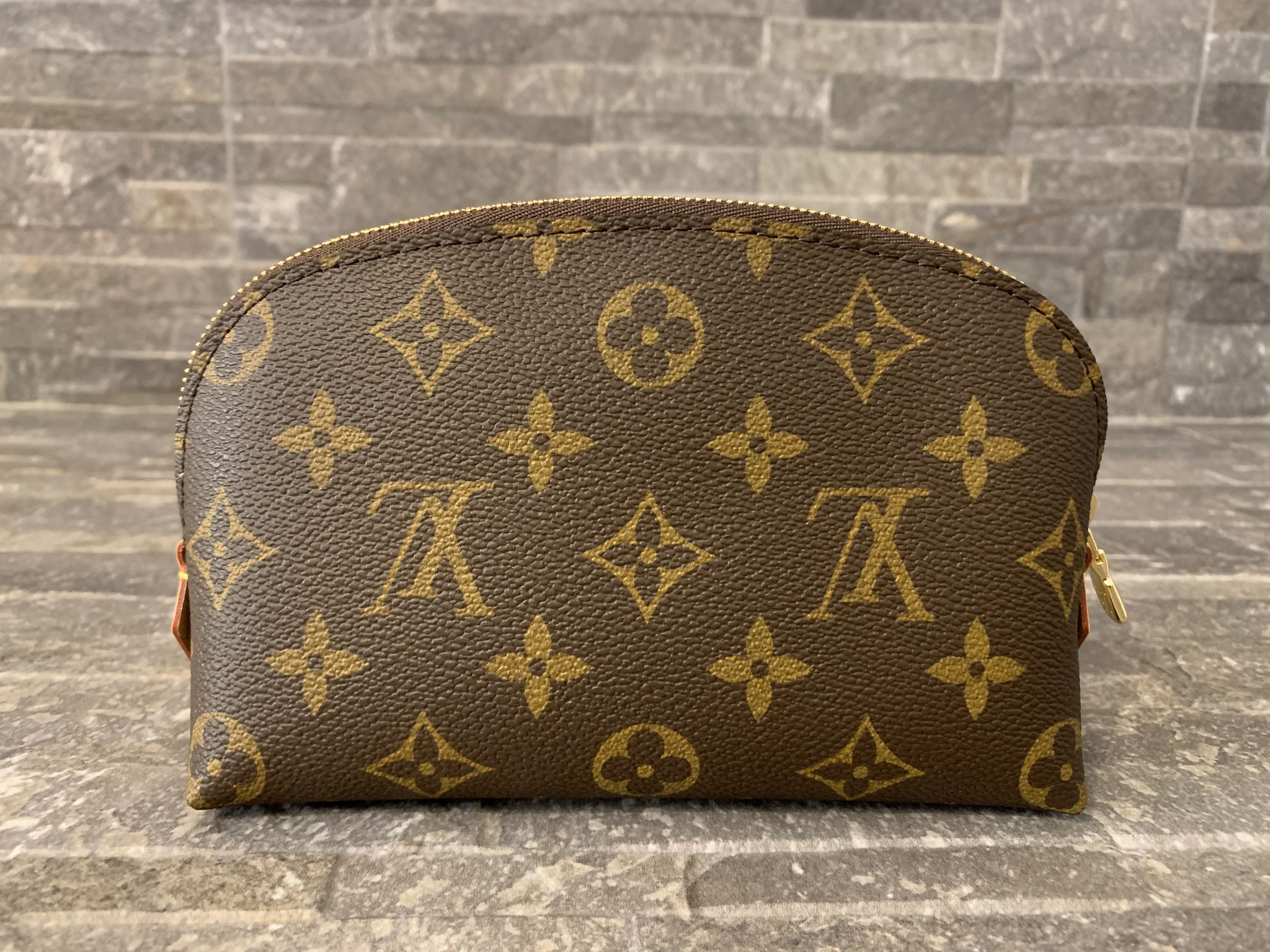 Louis Vuitton Monogram Canvas Cosmetic Pouch PM Ankauf Verkauf Second Hand Designertaschen und Accessoires