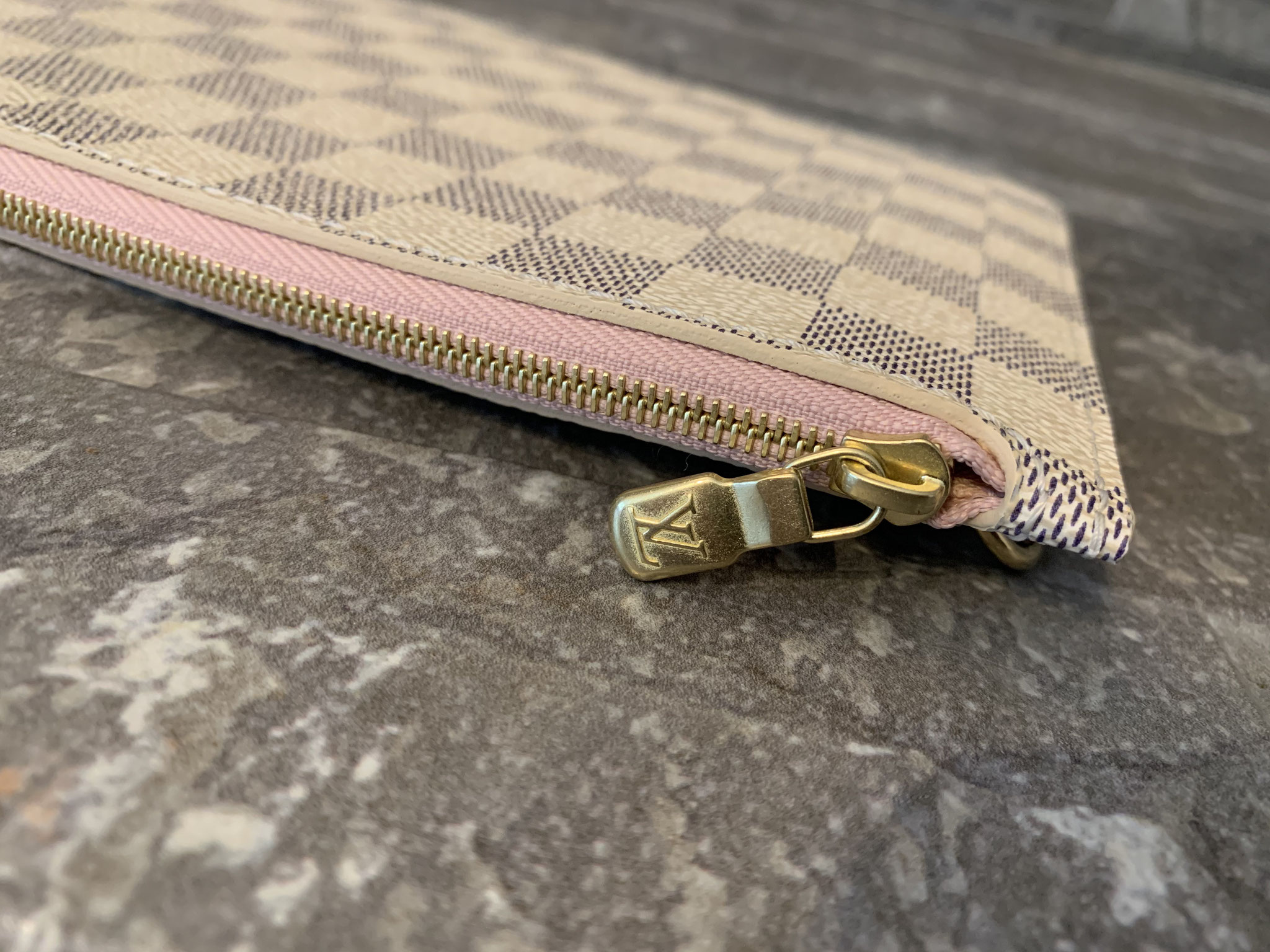 Louis Vuitton Damier Azur Pochette Ersatz zu Neverfull MM Braided Cross Strap Ankauf Verkauf Second Hand Designertaschen und Accessoires