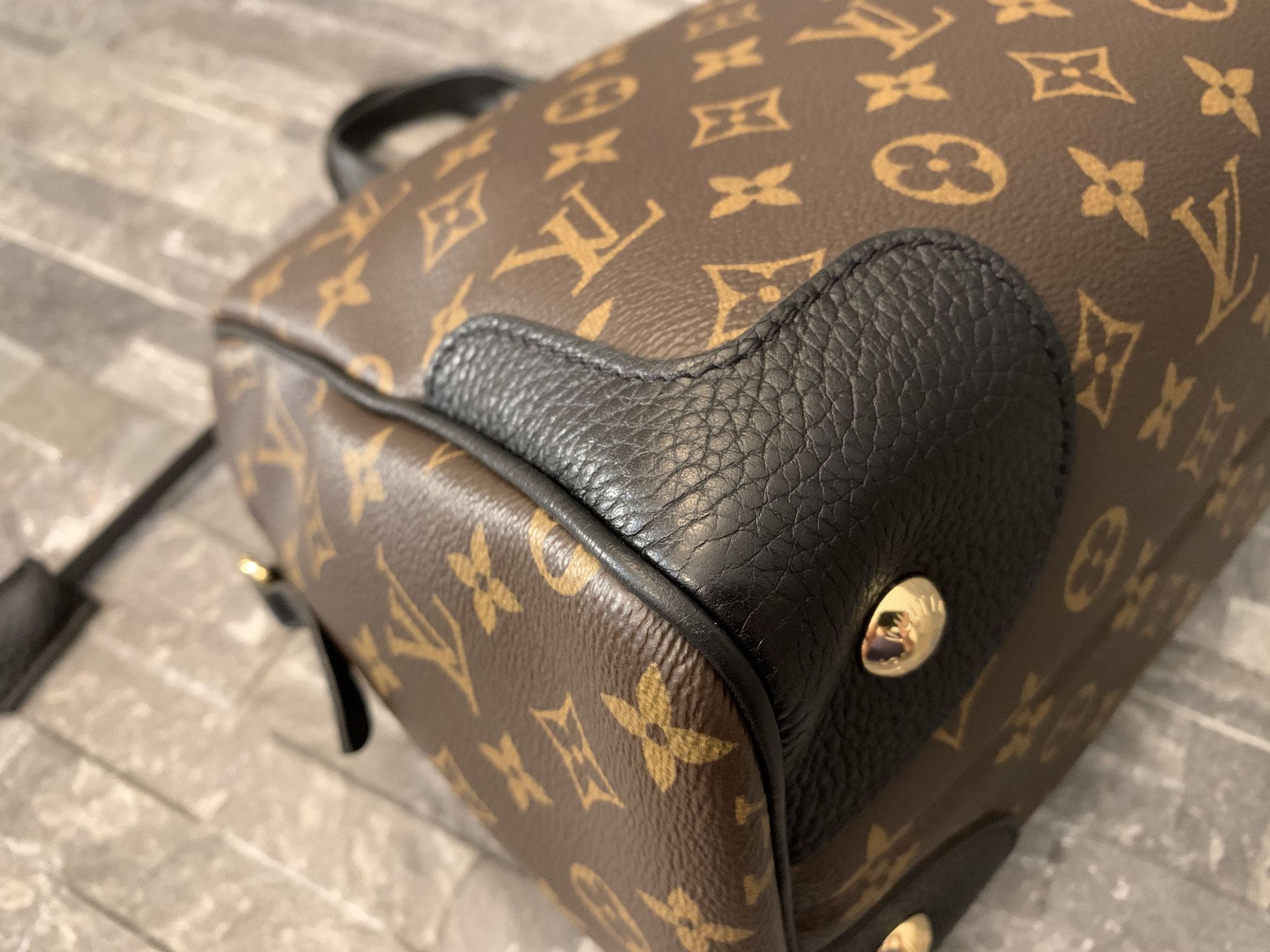 Louis Vuitton Monogram Retiro NM Noir Black Handbag Purse at 1stDibs