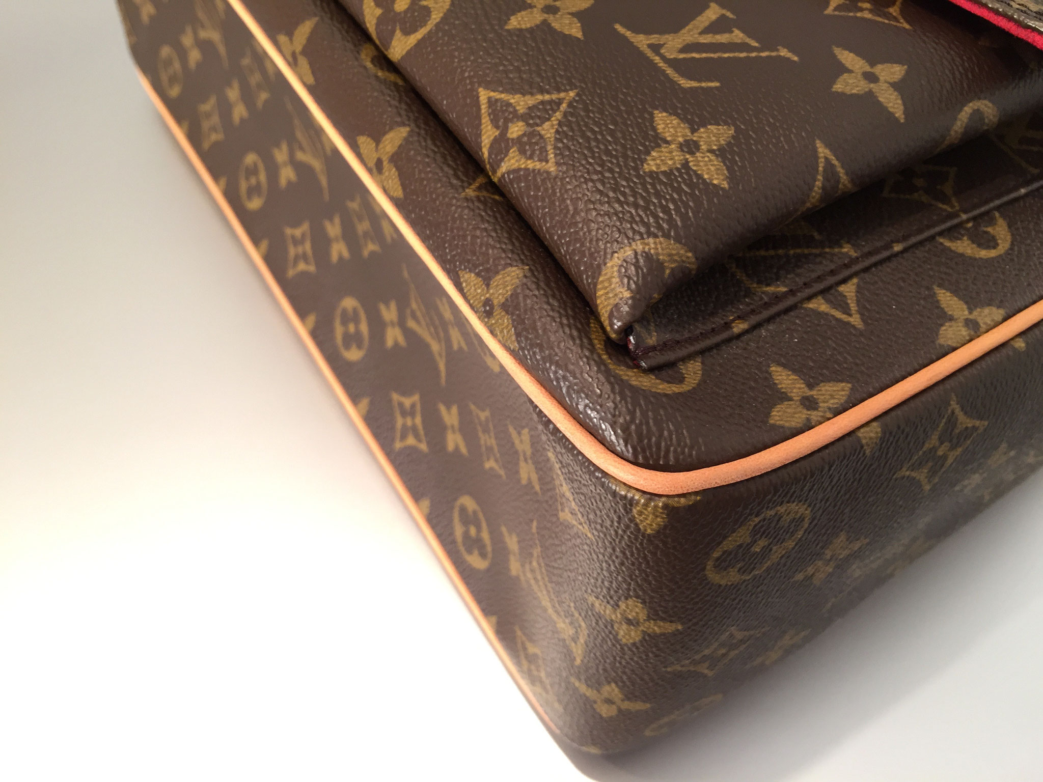 Louis Vuitton Monogram Canvas Multipli Cite - Ankauf & Verkauf