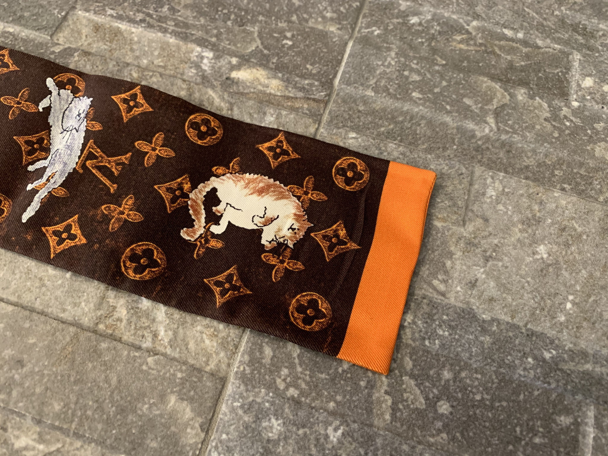 Catogram outlet