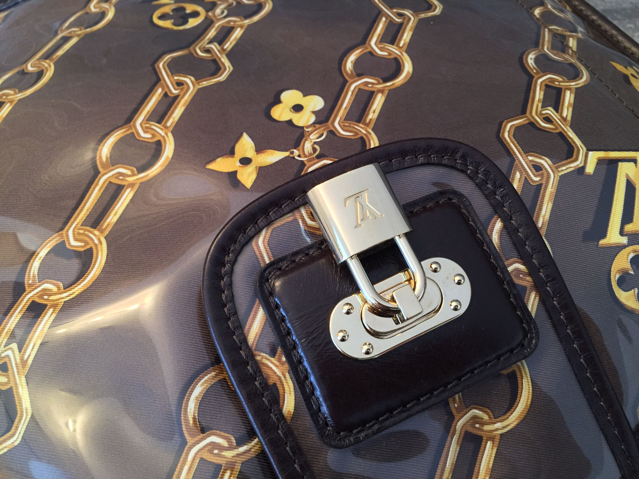Louis Vuitton Monogram Charms Musette in Taupe Ankauf Verkauf Second Hand Designertaschen und Accessoires